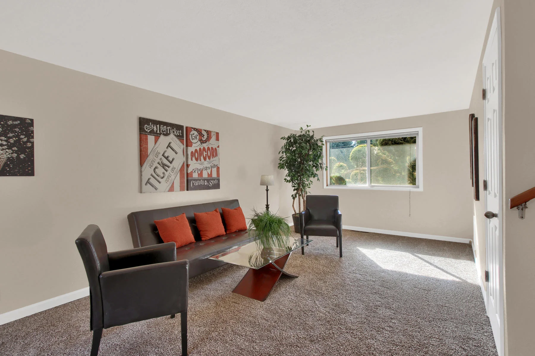 9035 Cole Dr Arvada CO 80004-012-19-Family Room-MLS_Size.jpg