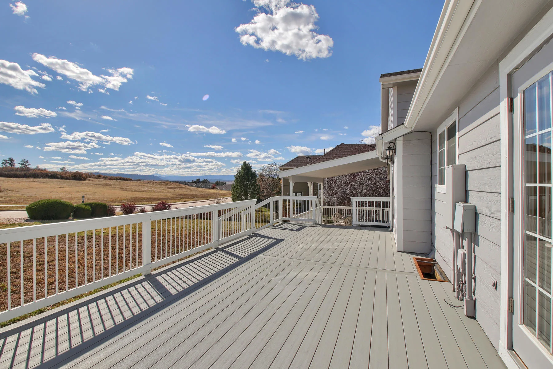310 W Prestwick Way Castle-047-14-Deck-MLS_Size.jpg