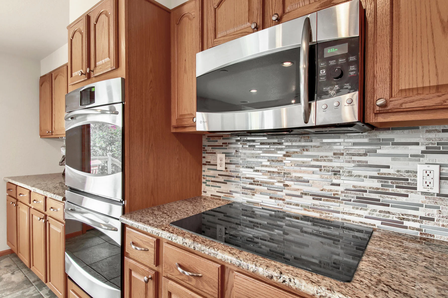 5547 Quail St Arvada CO 80002-018-22-Kitchen-MLS_Size.jpg