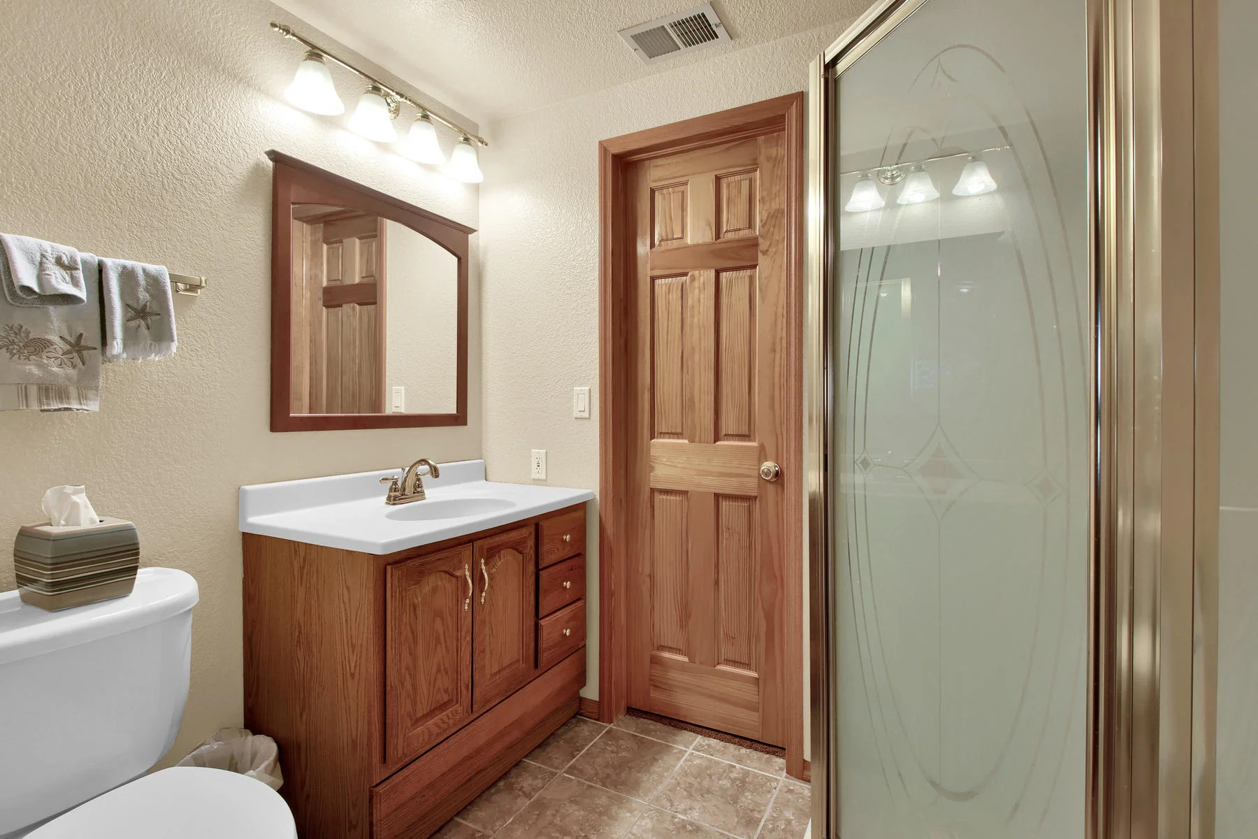 5547 Quail St Arvada CO 80002-034-40-Bathroom-MLS_Size.jpg