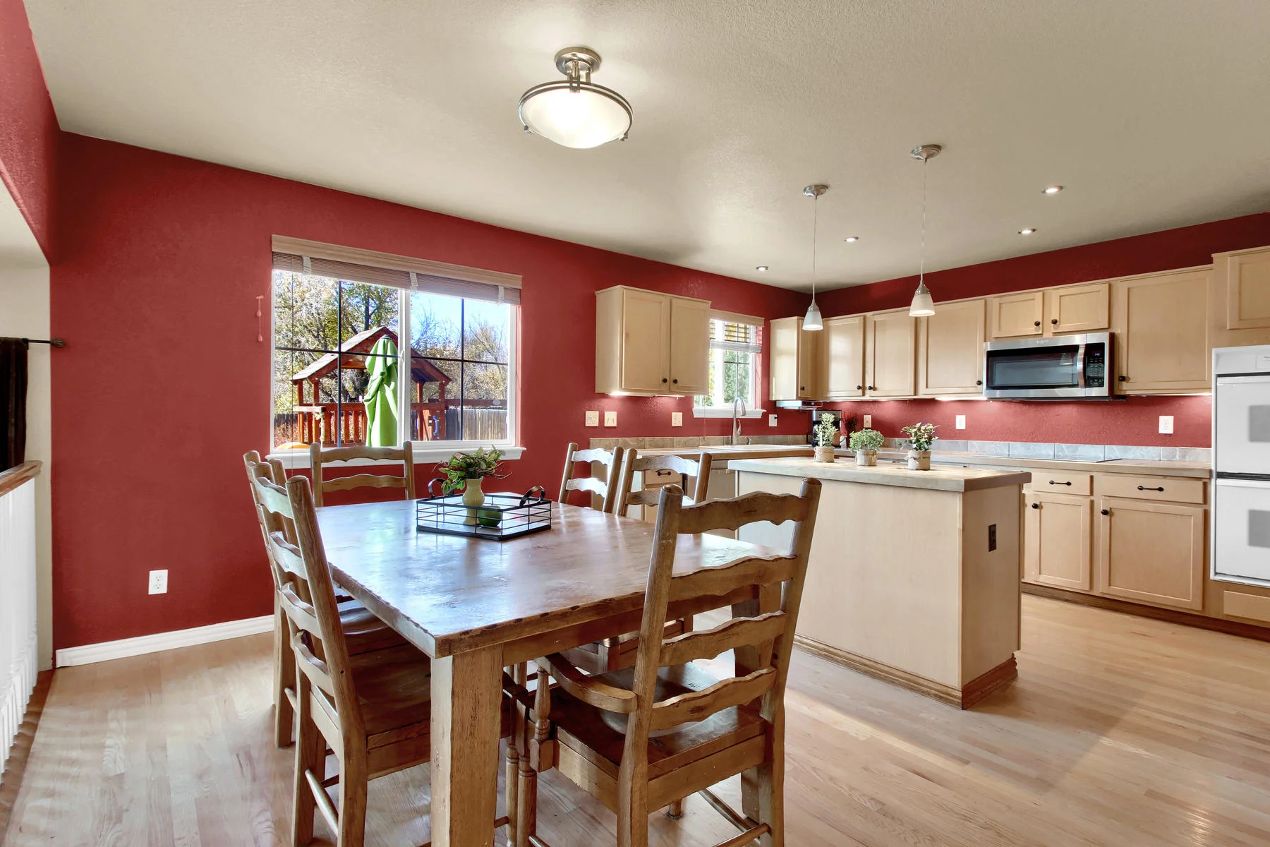 5367 Parfet St Arvada CO 80002-011-8-Eating Area-MLS_Size.jpg