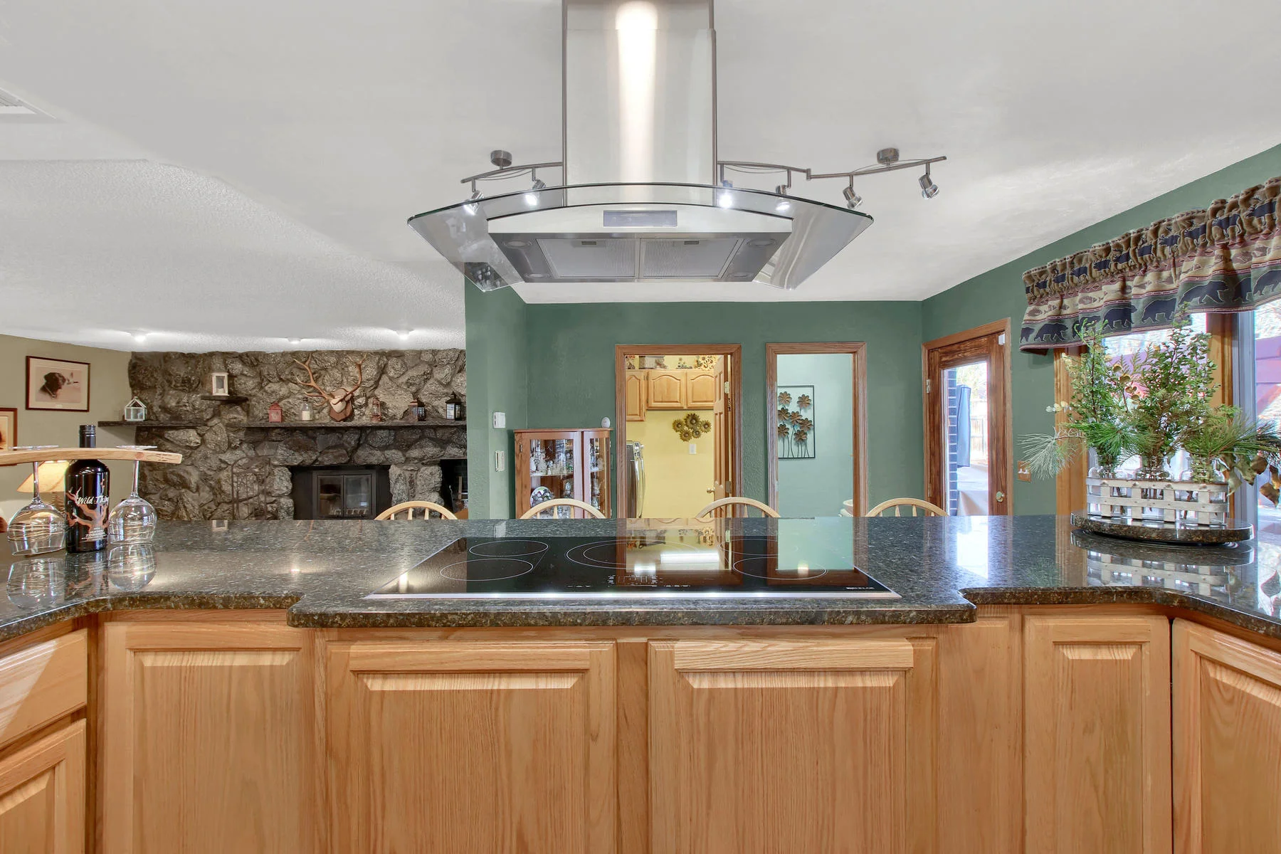 11415 W 76th Way Arvada CO-032-27-Kitchen-MLS_Size.jpg