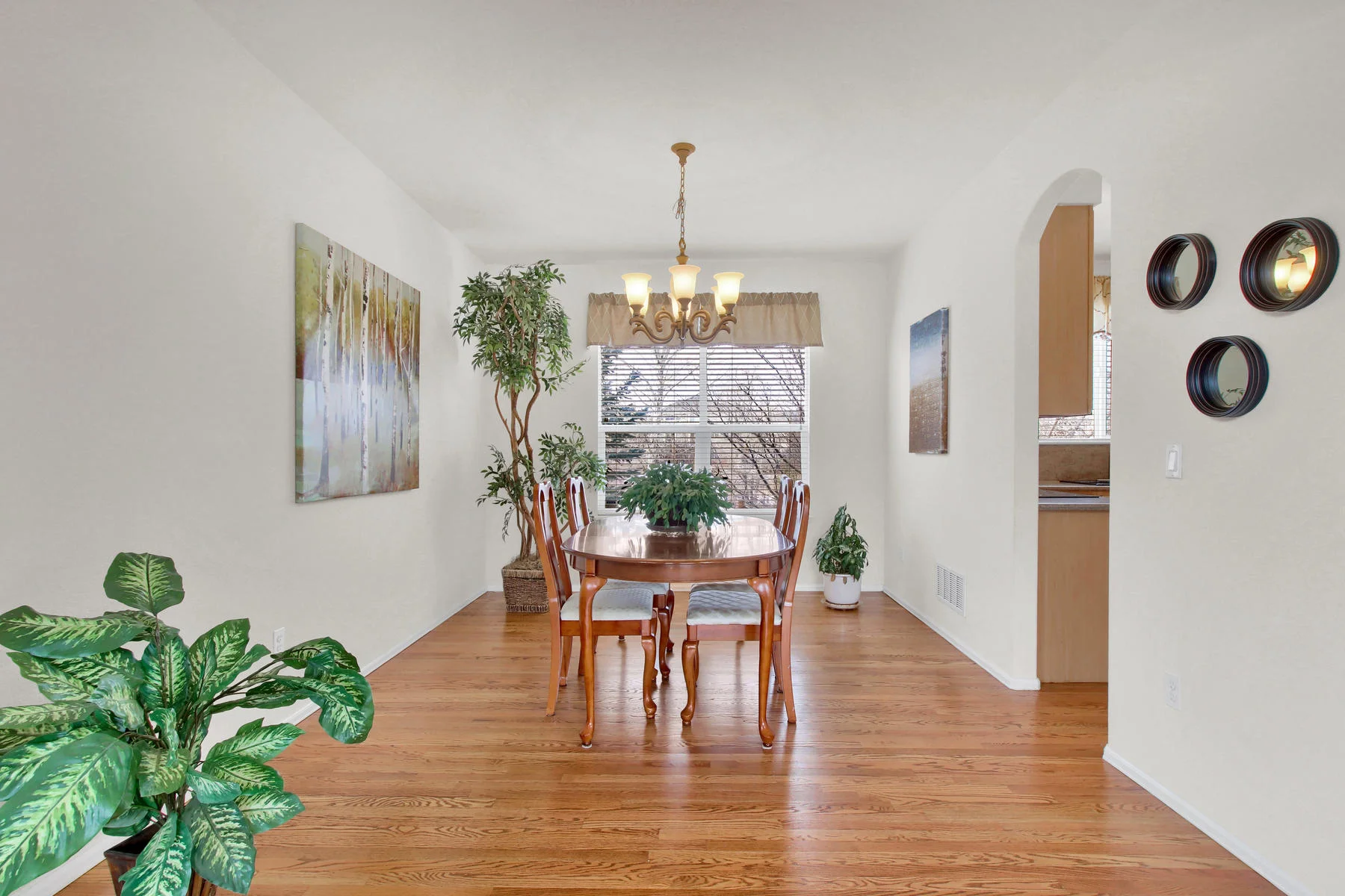 5447 Brookside Dr Broomfield-019-19-Dining Room-MLS_Size.jpg