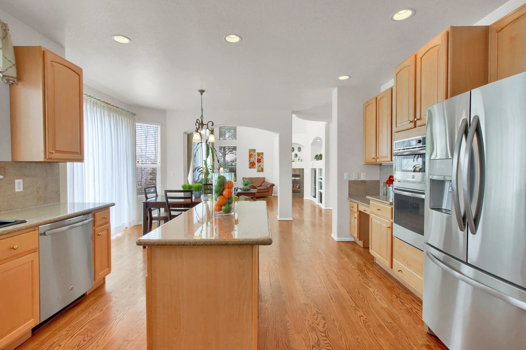5447 Brookside Dr Broomfield-020-12-Kitchen-MLS_Size.jpg