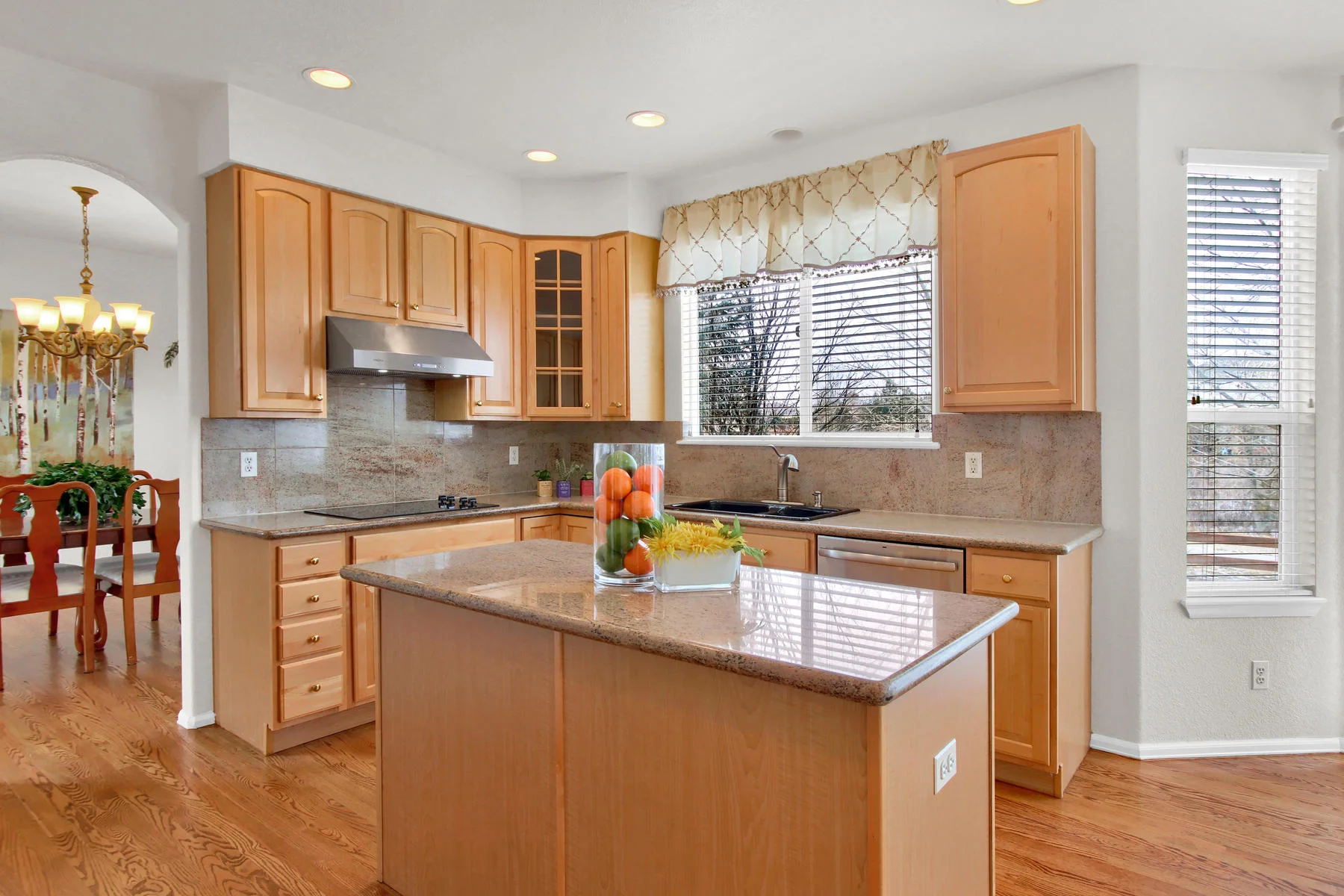 5447 Brookside Dr Broomfield-025-14-Kitchen-MLS_Size.jpg