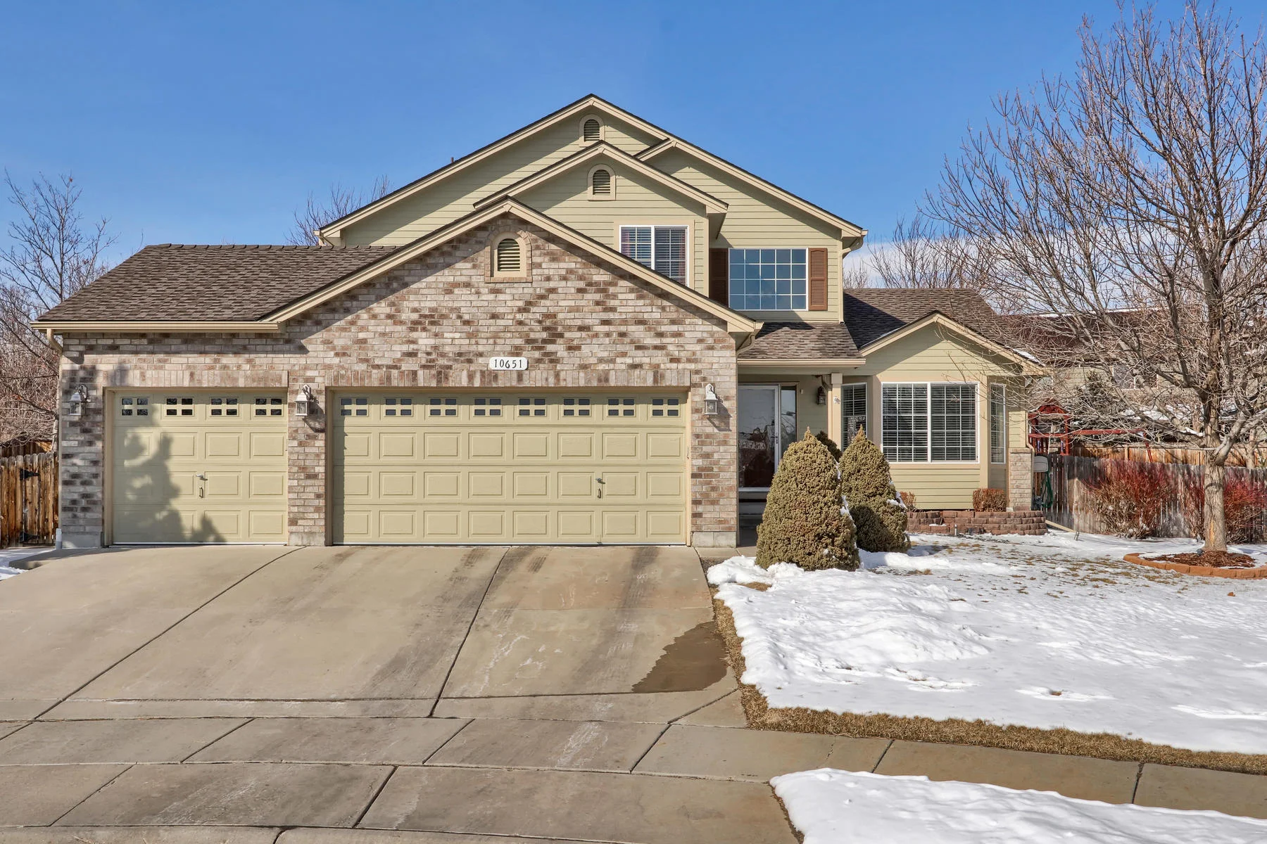 10651 W 54th Ave Arvada CO-003-3-Exterior Front-MLS_Size.jpg