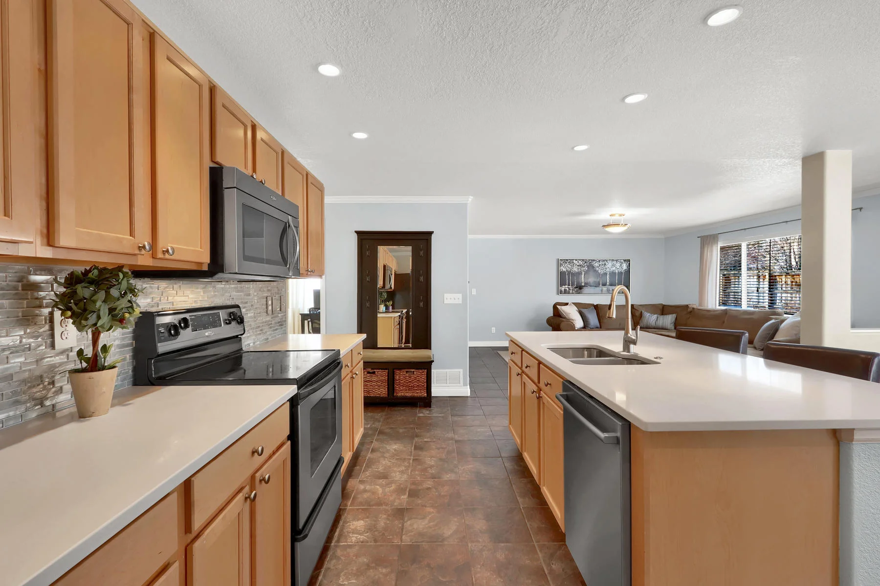 10651 W 54th Ave Arvada CO-008-13-Kitchen-MLS_Size.jpg