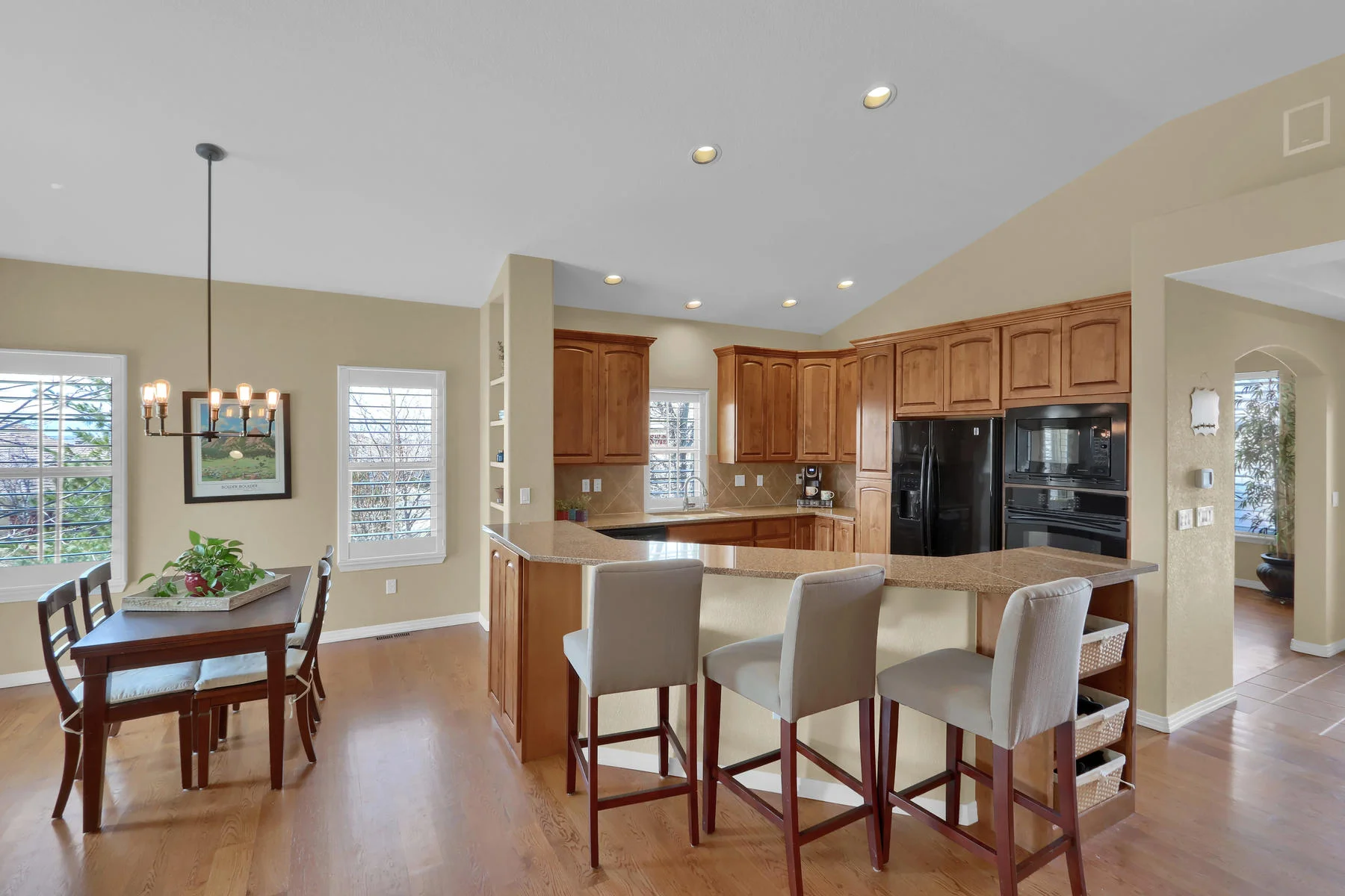 2057 Cedarwood Pl Erie CO-005-4-Kitchen-MLS_Size.jpg