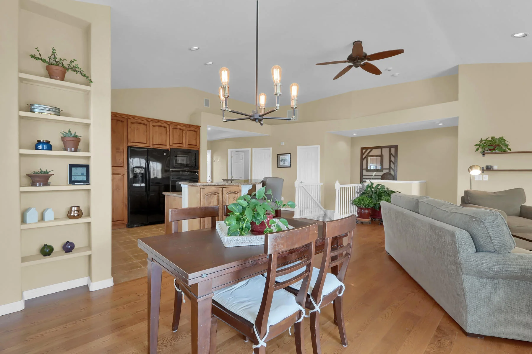 2057 Cedarwood Pl Erie CO-010-13-Dining Room-MLS_Size.jpg