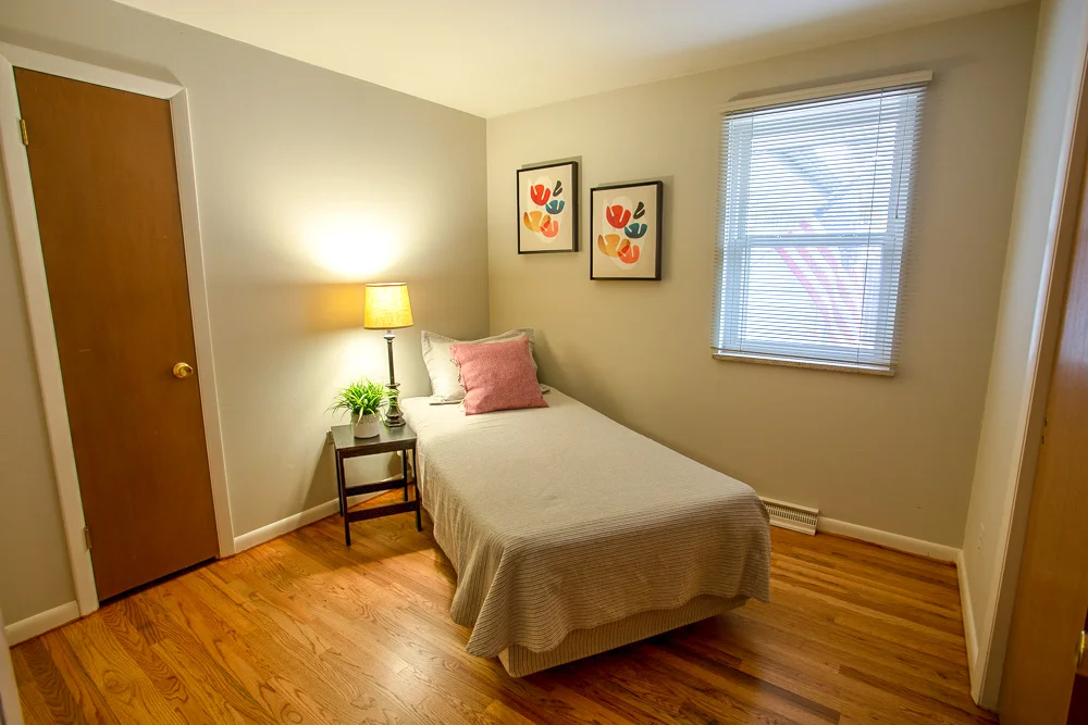 3rd Bedroom 1.jpg