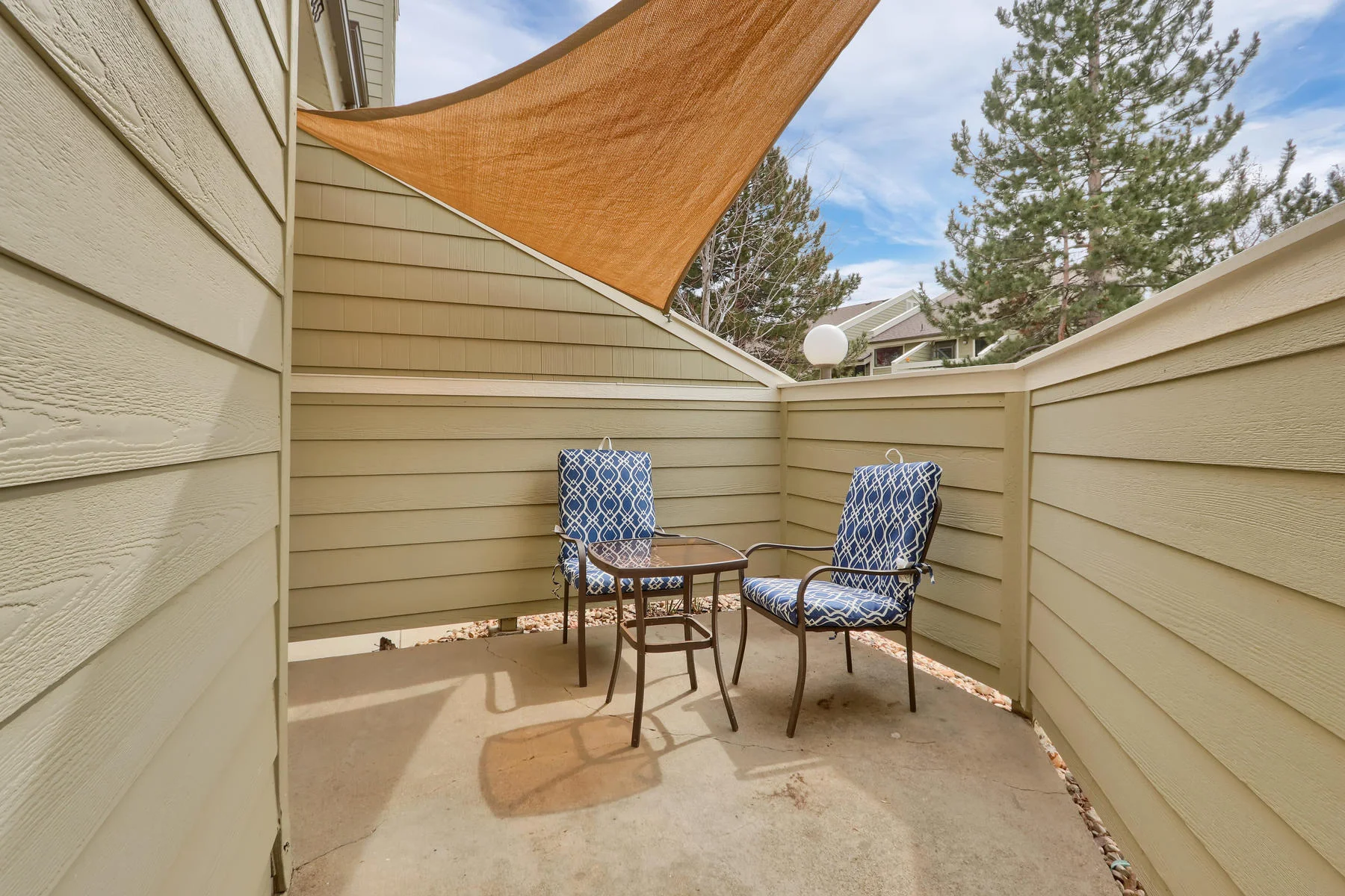 8033 Countryside Park 201-005-4-Patio-MLS_Size.jpg