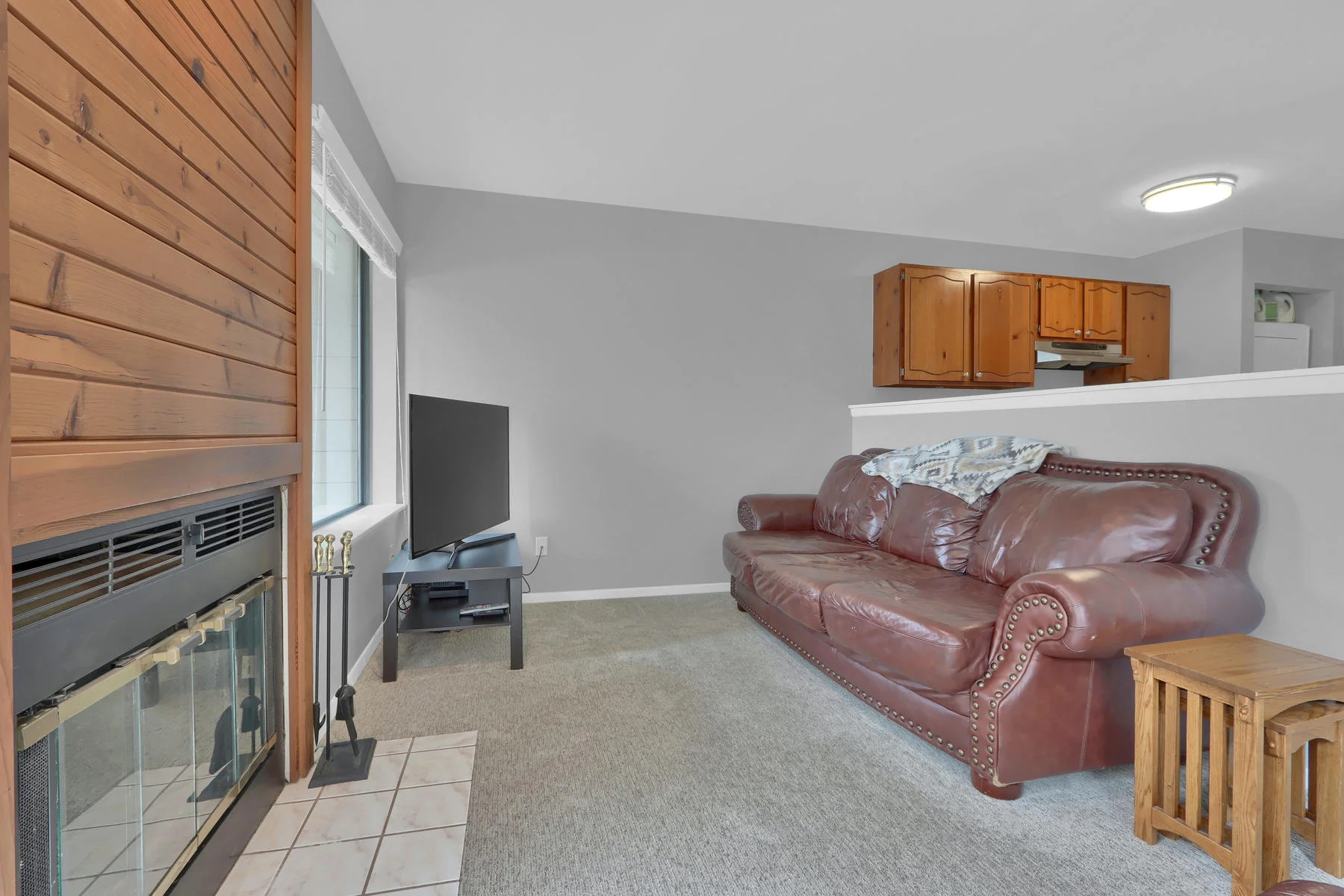 8033 Countryside Park 201-007-2-Living Room-MLS_Size.jpg