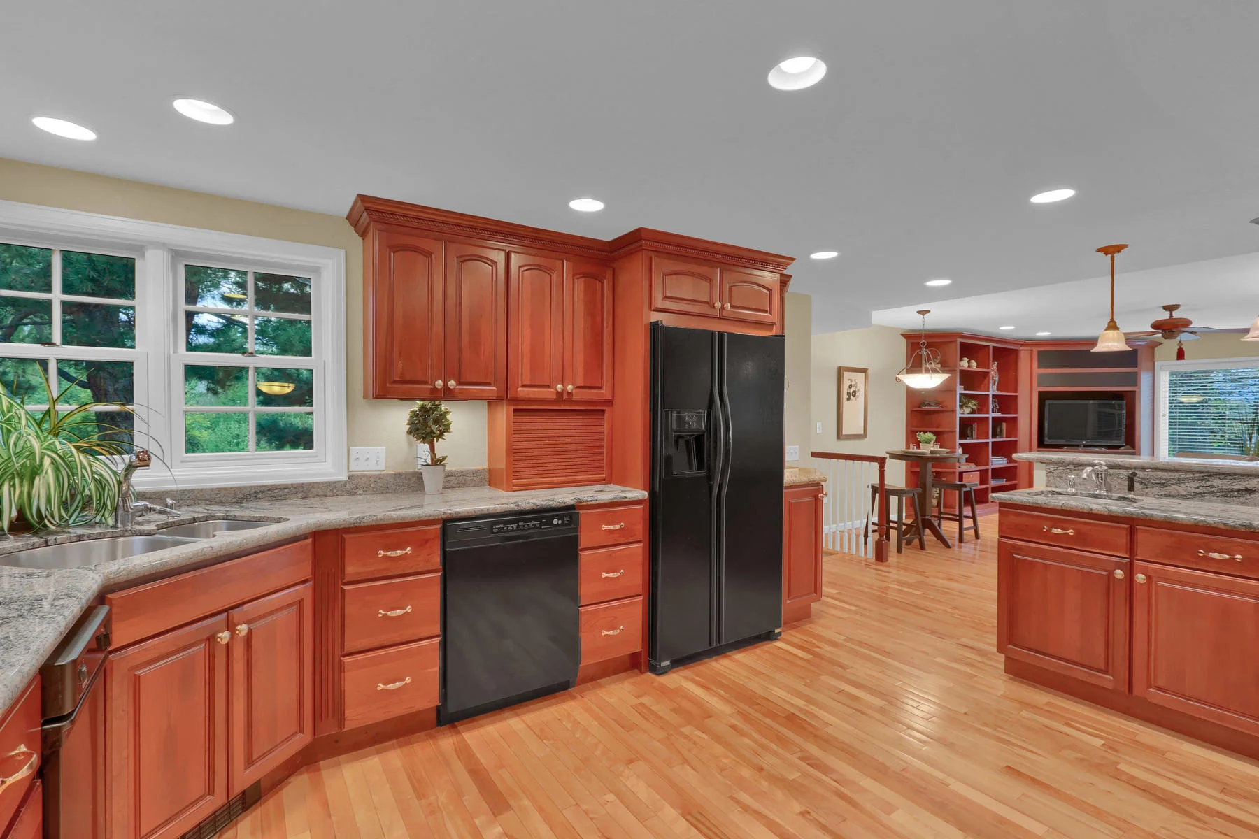 3845 Everett St Wheat Ridge CO-027-31-Kitchen-MLS_Size.jpg
