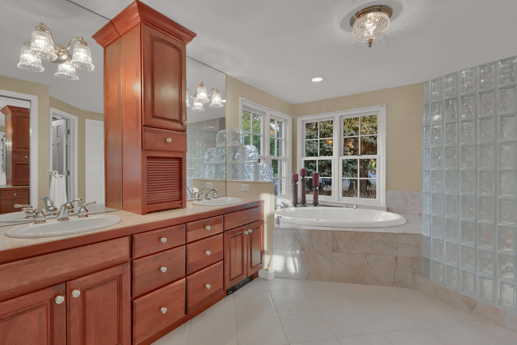 3845 Everett St Wheat Ridge CO-046-25-Bathroom-MLS_Size.jpg
