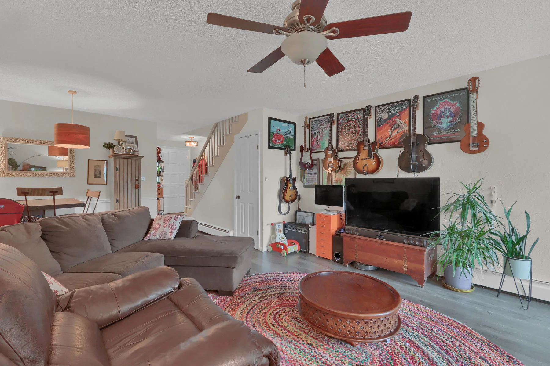 5820 Urban St Arvada CO 80004-005-10-Living Room-MLS_Size.jpg