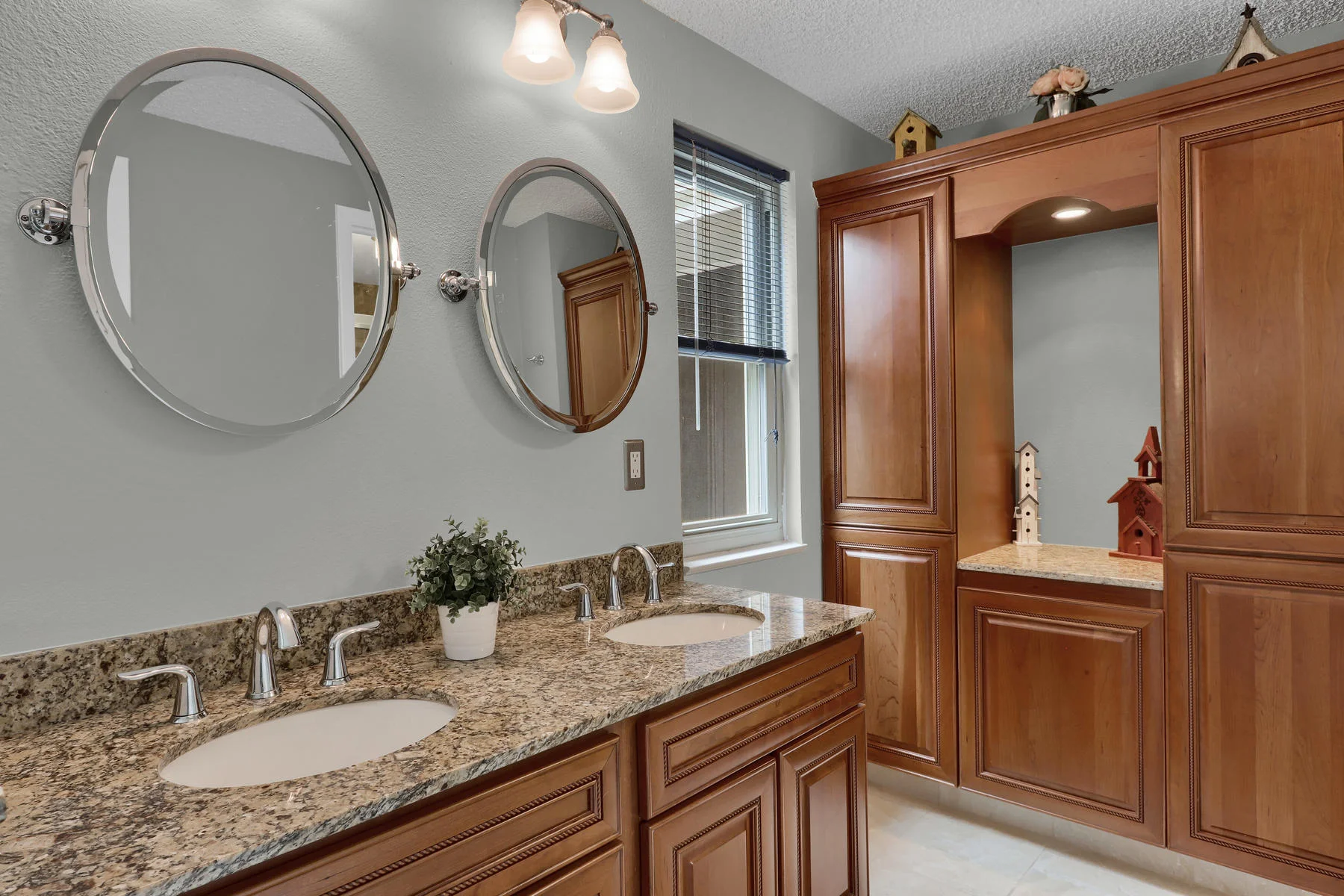 8490 Independence Way Arvada-013-023-Bathroom-MLS_Size.jpg