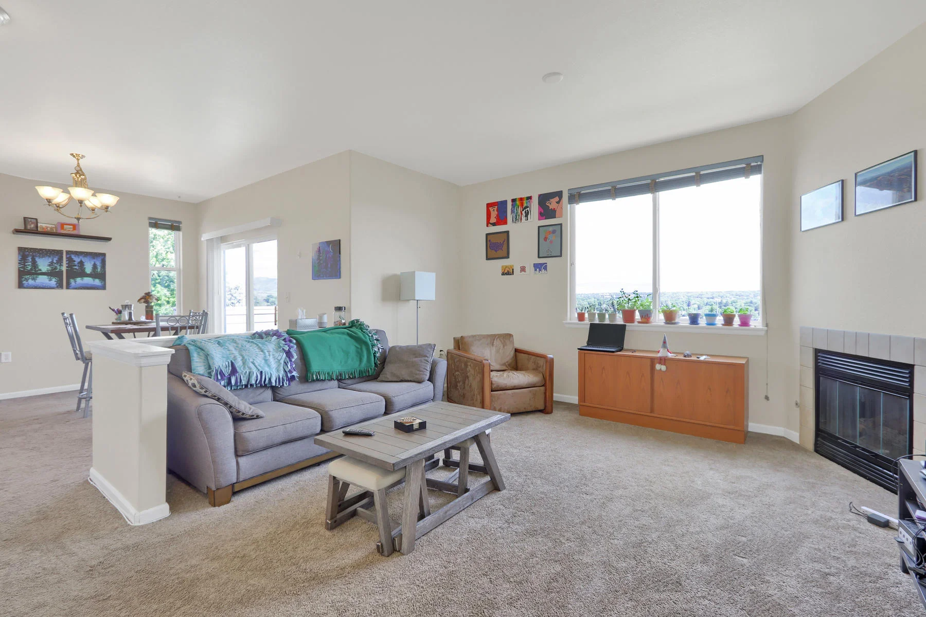 10089 W 55th Drive 204 Arvada-004-009-Living Room-MLS_Size.jpg