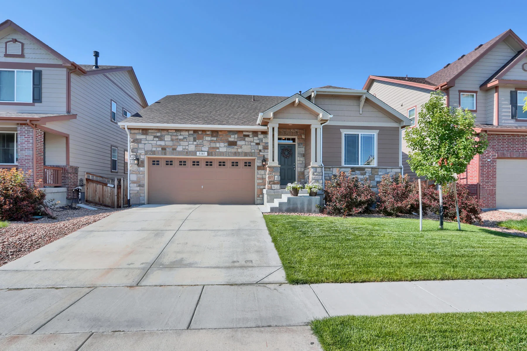 5181 Delphinium Cir Brighton-001-001-Exterior Front-MLS_Size.jpg