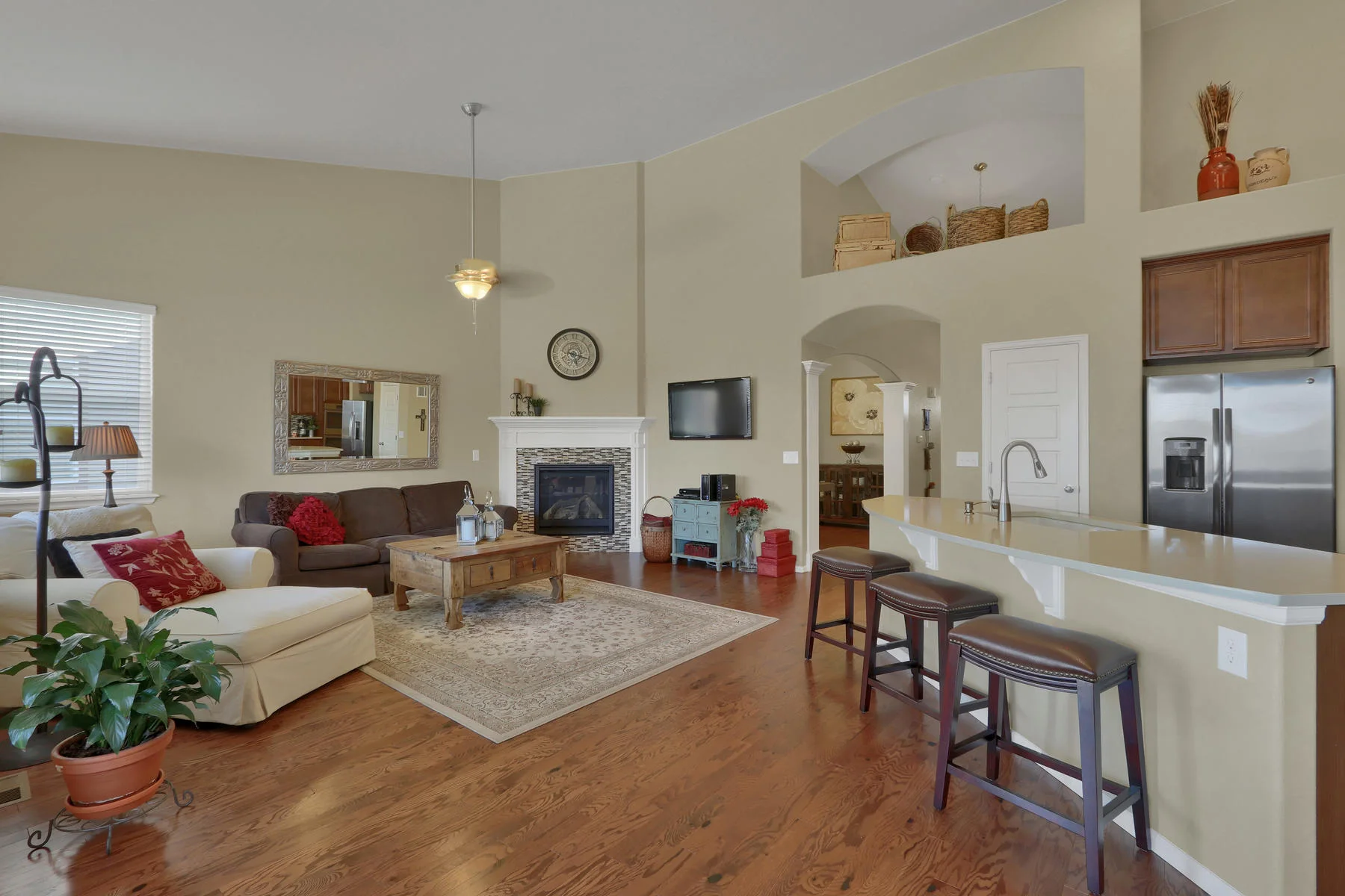 5181 Delphinium Cir Brighton-004-018-Living Room-MLS_Size.jpg