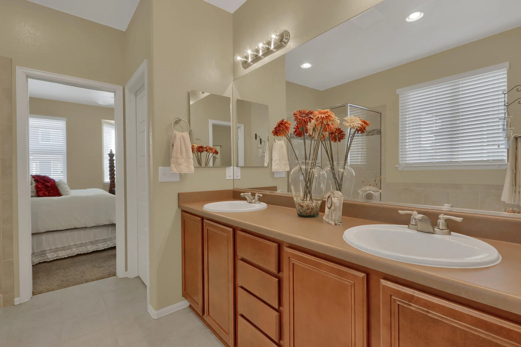 5181 Delphinium Cir Brighton-020-025-Bathroom-MLS_Size.jpg