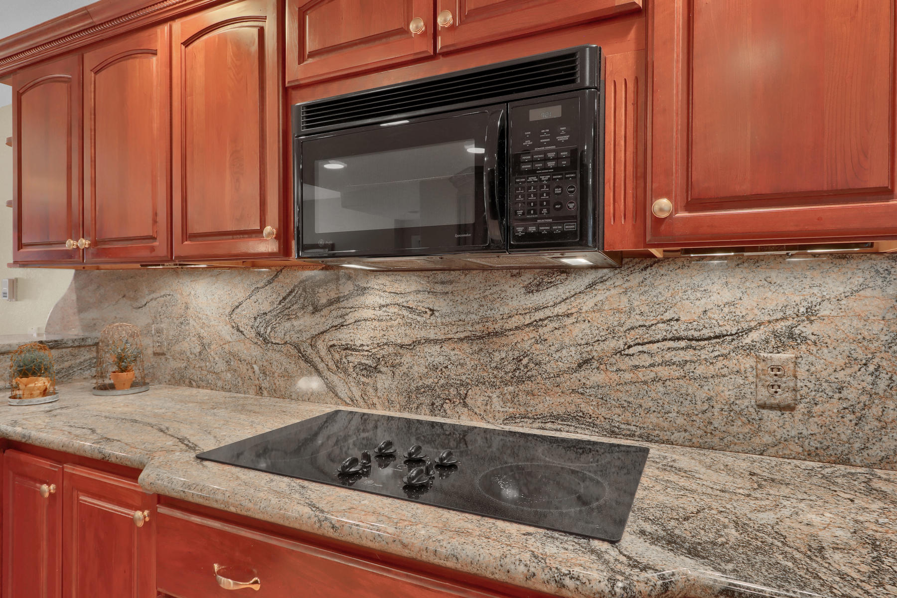 3845 Everett St Wheat Ridge CO-024-32-Kitchen-MLS_Size.jpg
