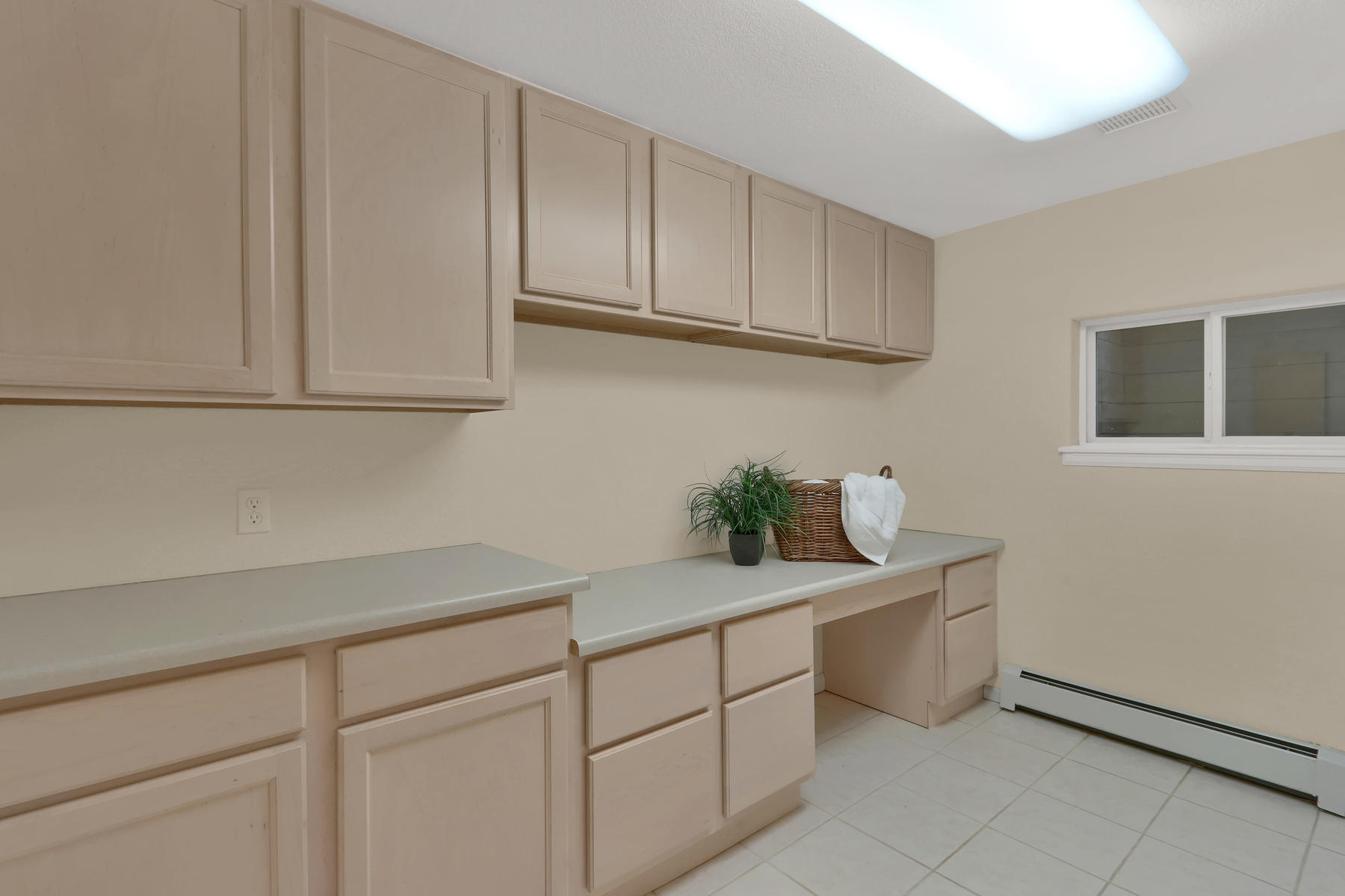 3845 Everett St Wheat Ridge CO-038-11-Laundry-MLS_Size.jpg