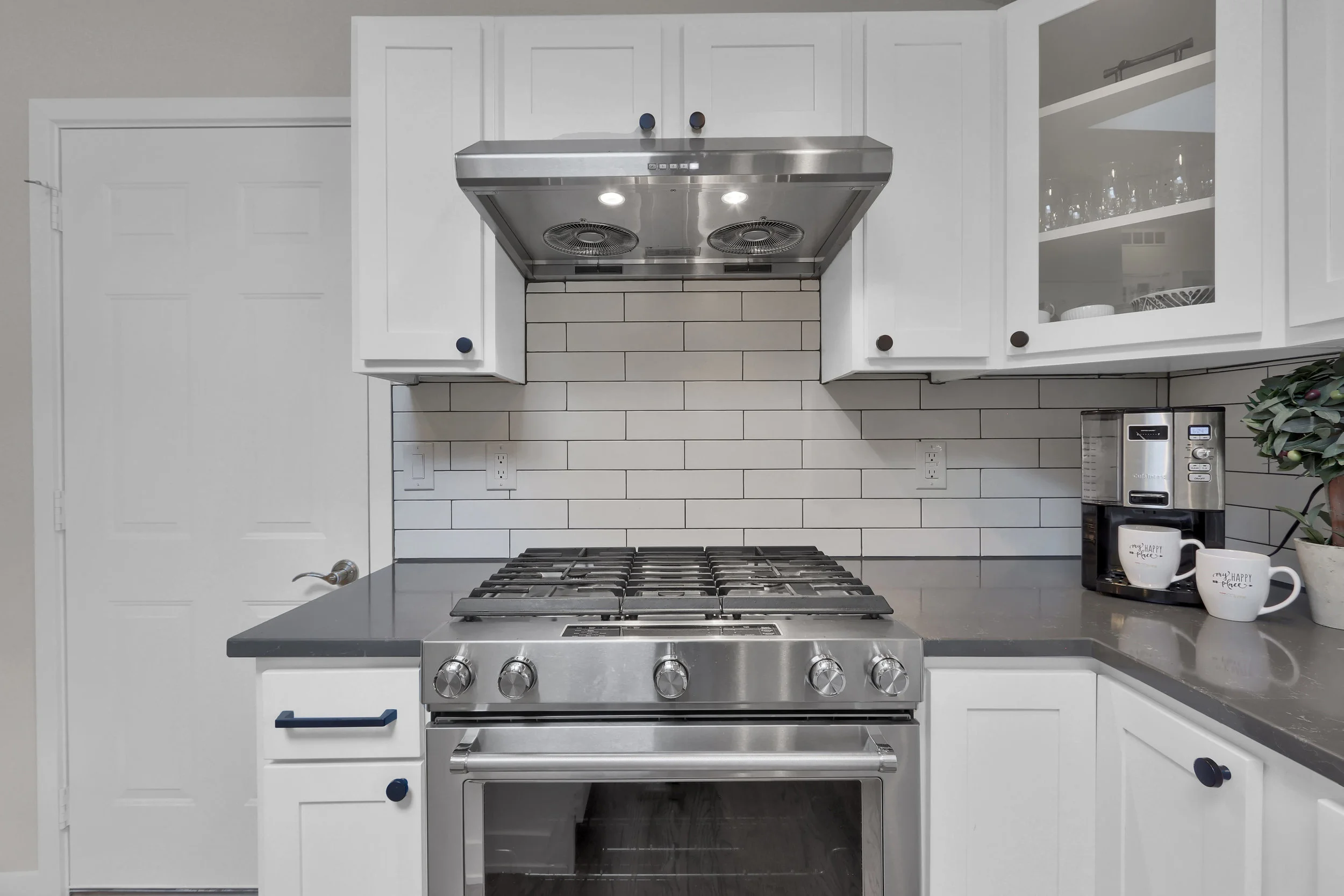 5235 Tabor Street Arvada CO-print-020-038-Kitchen-4200x2800-300dpi.jpg