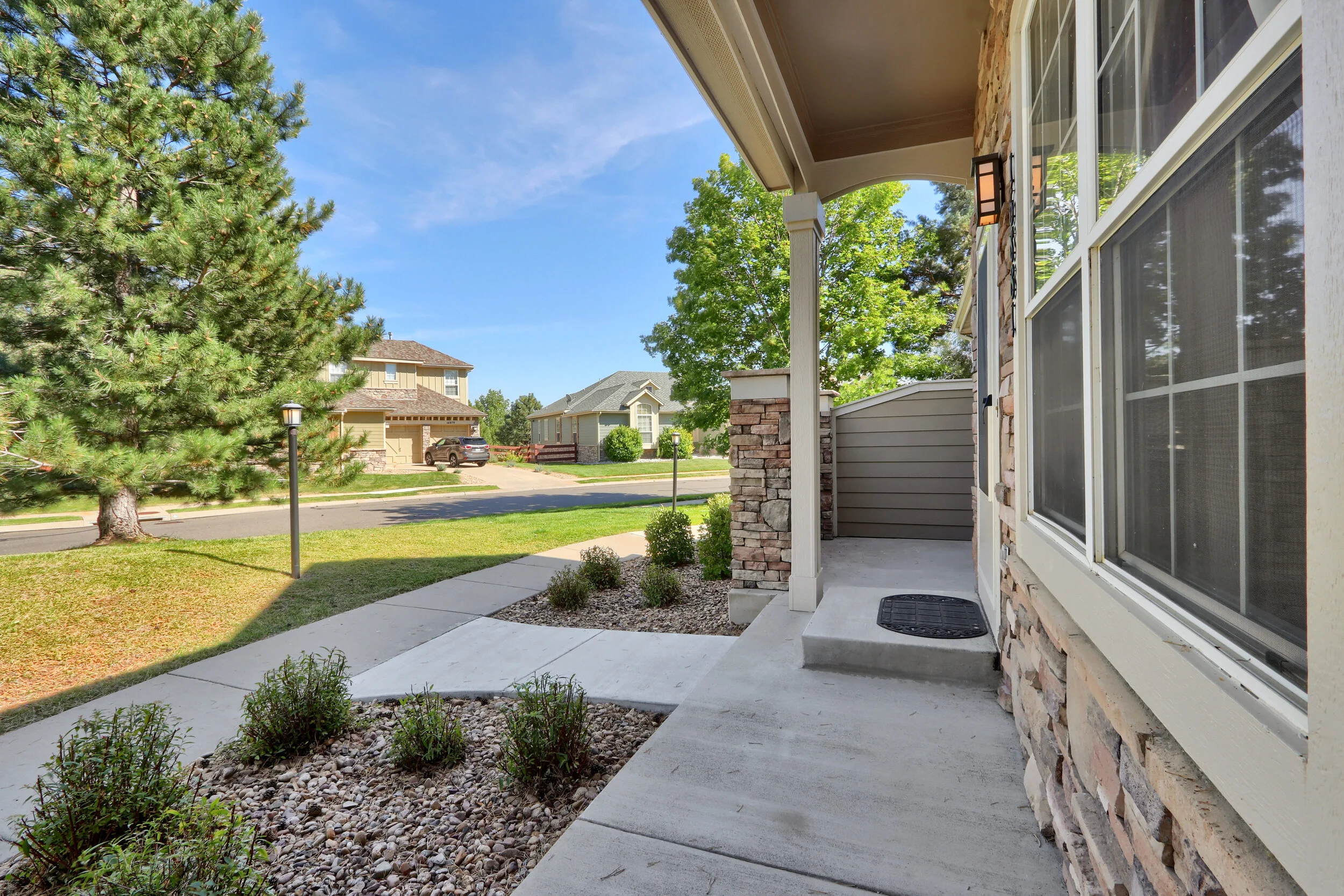 16881 W 63rd Place Arvada CO-print-004-003-Front Porch-4200x2800-300dpi.jpg