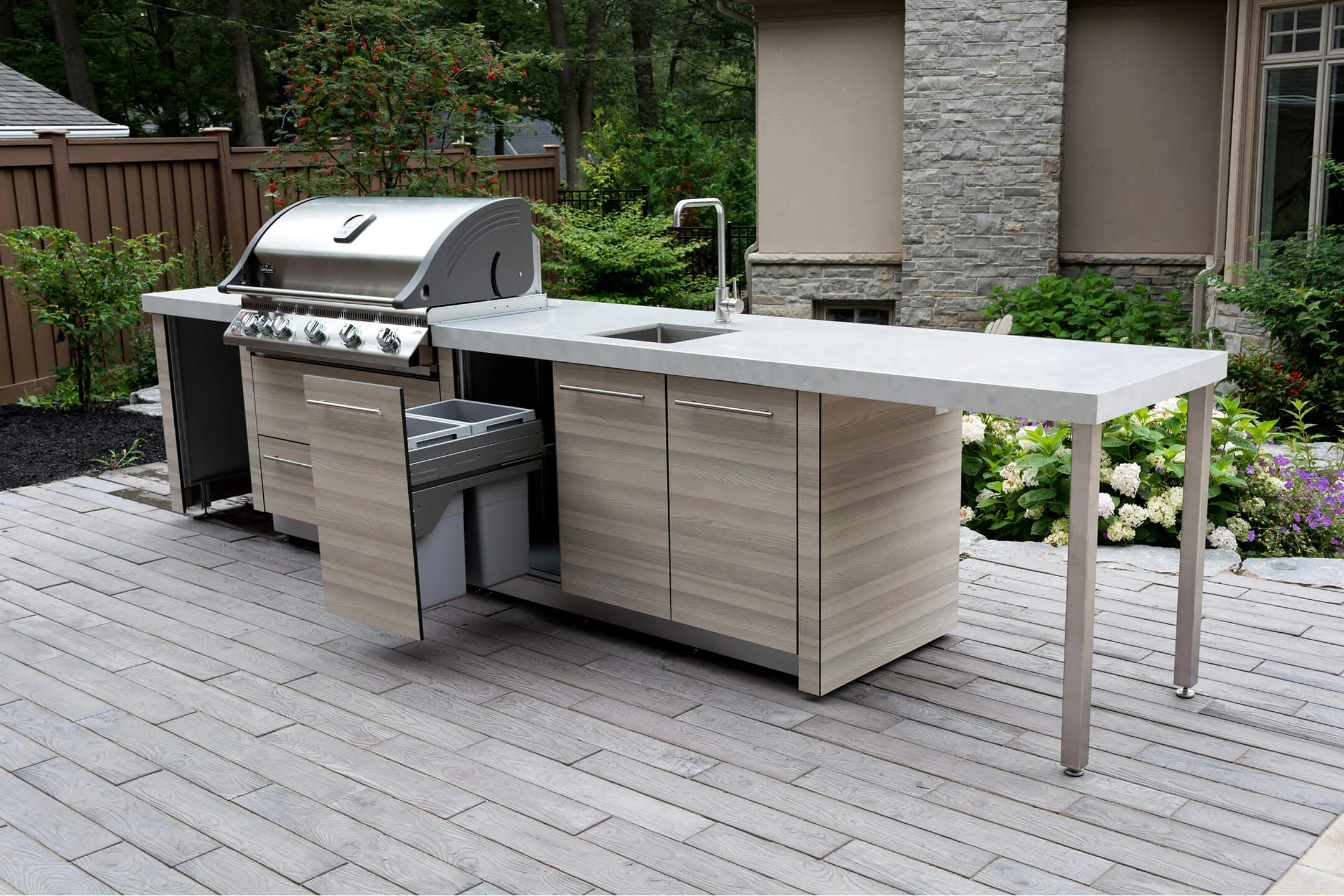 Garden Living Outdoor Kitchens - 8.jpg