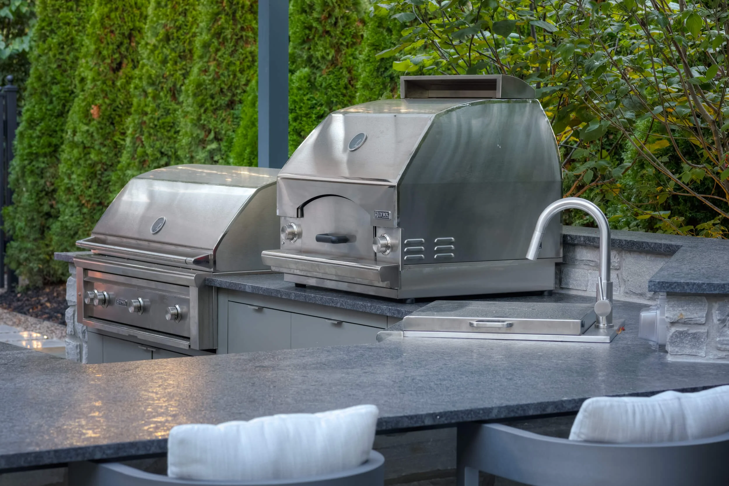Garden-Living-Lynx-Napoli-Oven-Grill-Sink.jpg