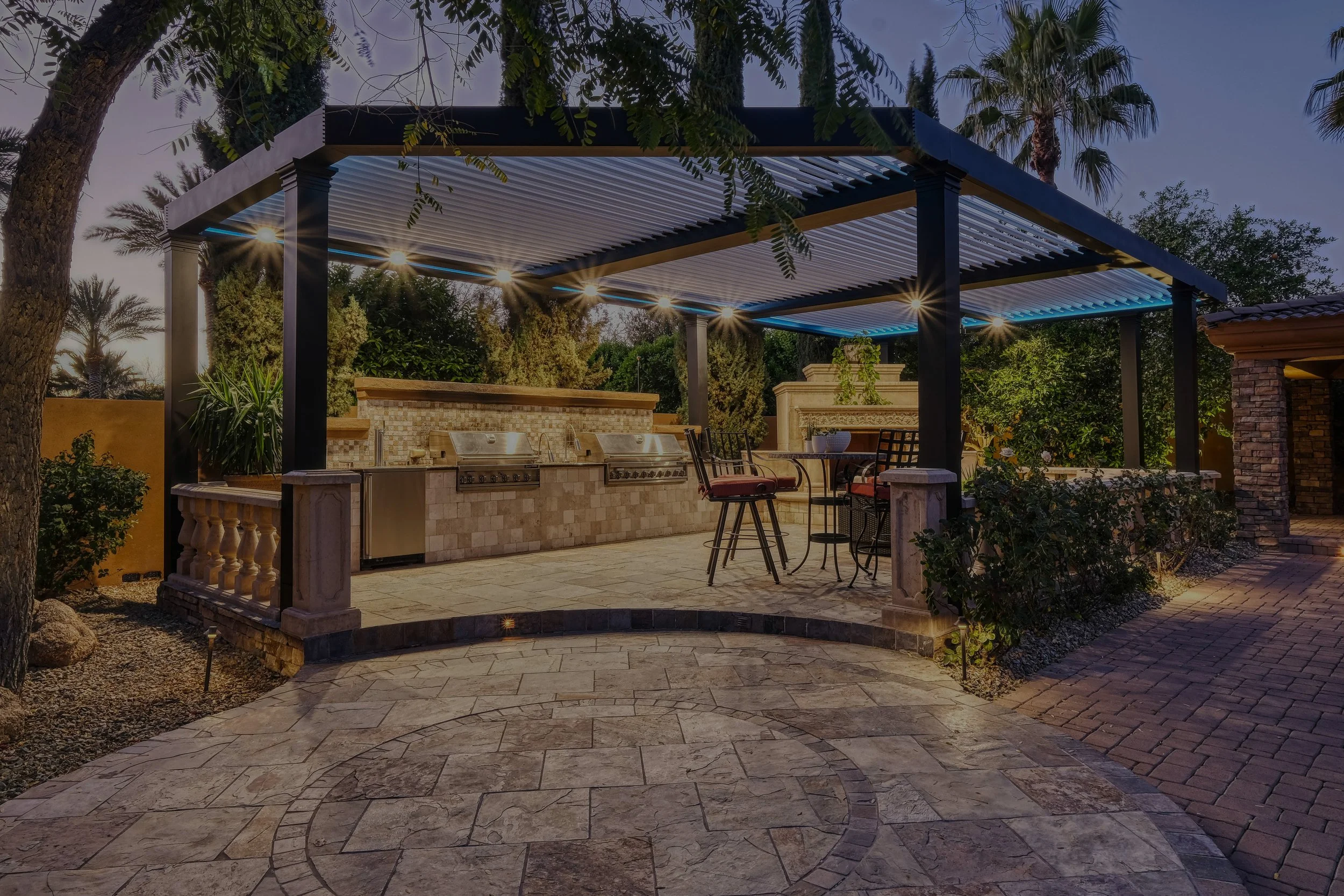 pergolax-led-lighting-backyard-night-entertainment.jpg