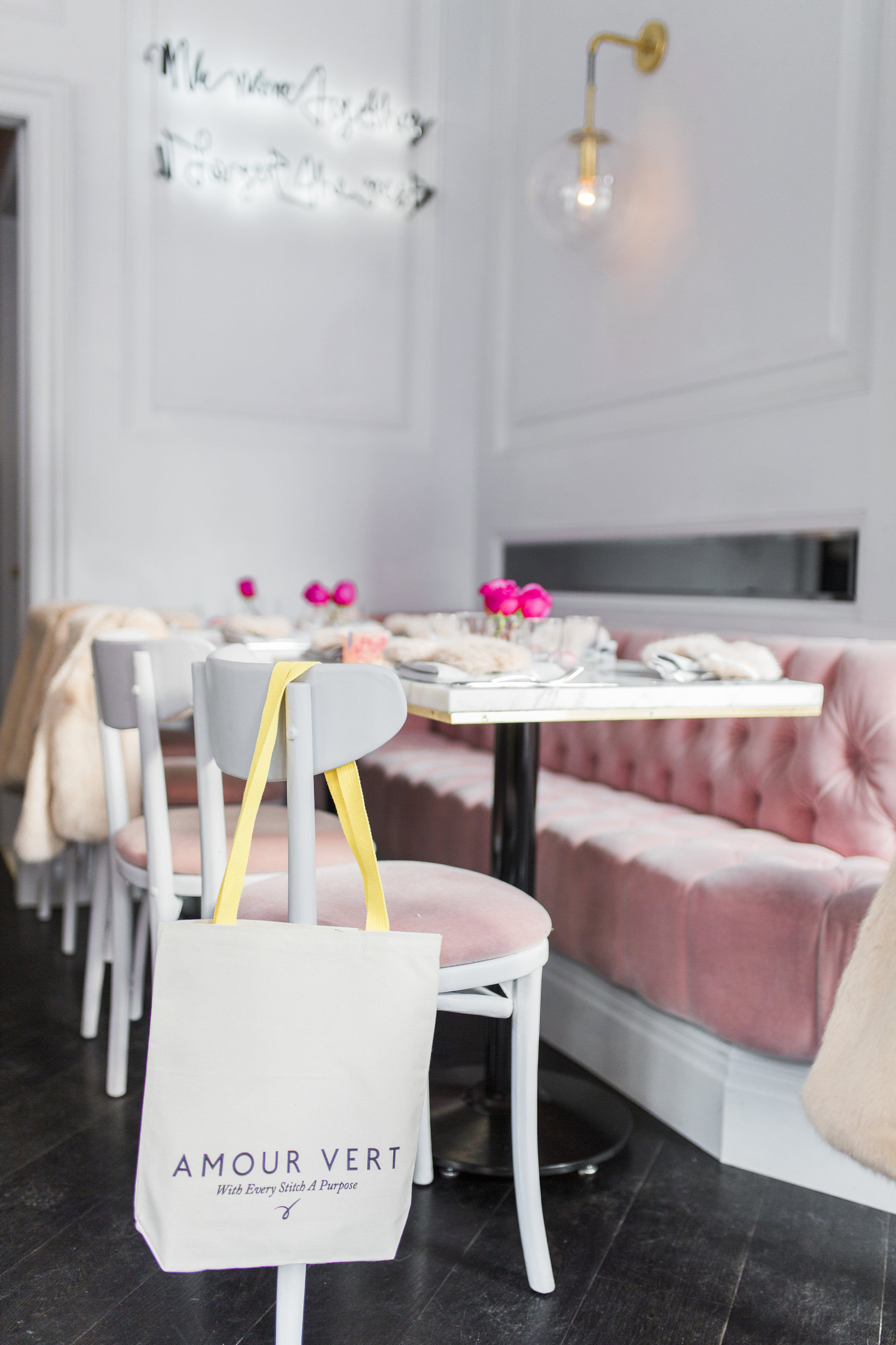 TWIIRLY_NYC_NEWYORKCITY_NYFW_NEWYORKCITYPHOTOGRAPHER_LOSANGELESPHOTOGRAPHER_EVENT_KATELYNROSEPHOTOGRAPHY_THELUNARPHASE_WHILEWEWEREYOUNG_KATWALK_FASHION_PHOTOGRAPHY_DECOR_LIFESTYLE_WEDDING_AMOURVERT_NEWYORK_BRUNCH_BLOGGER_003.jpg