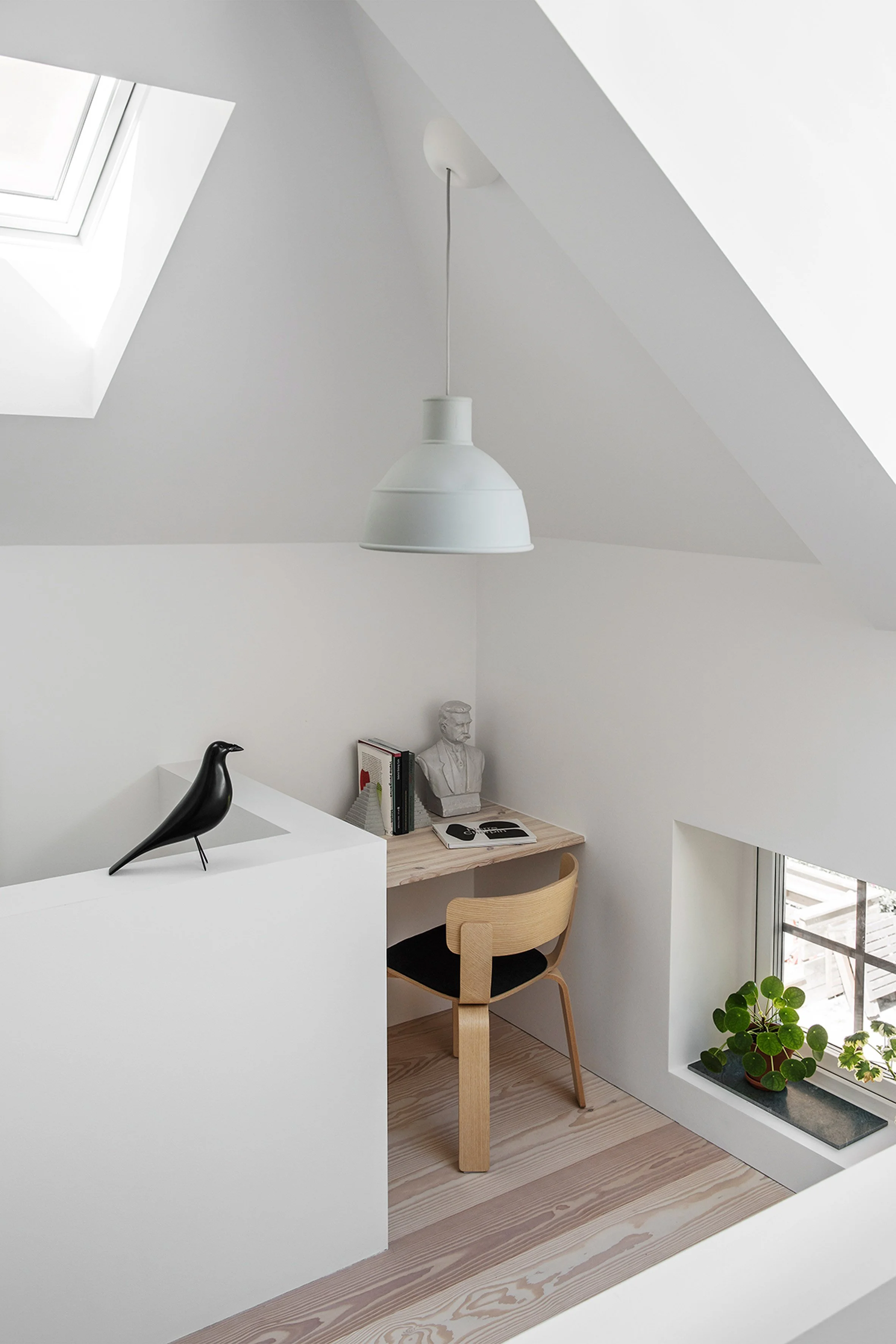home-of-petrus-palmer-bjorn-forstberg-architecture-sweden_dezeen_2364_col_6.jpg