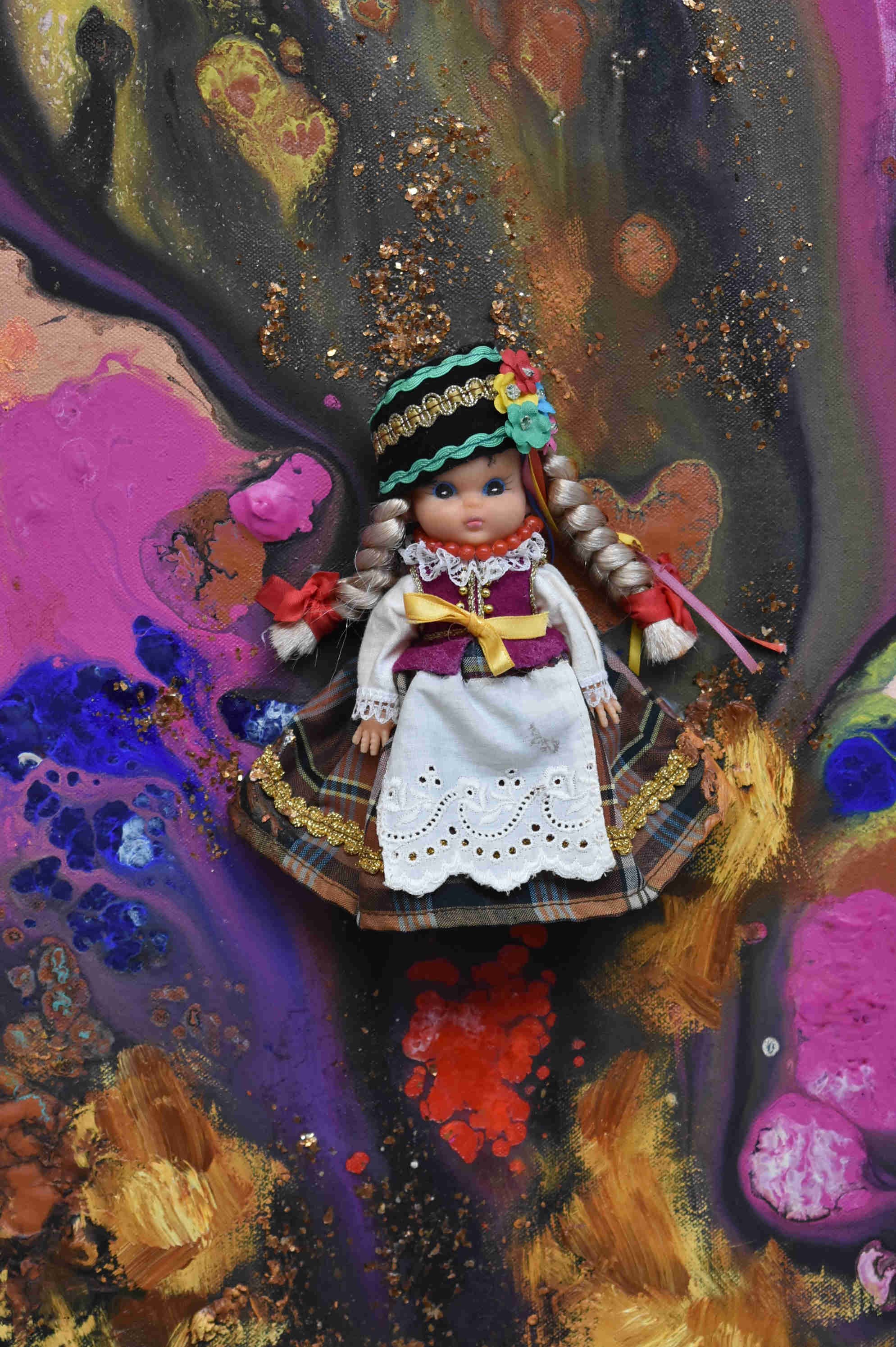 ' Like a Doll in a Sweet Shop ' -Detail