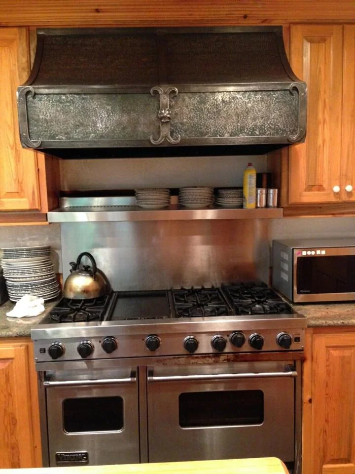 ITF - range hood hml.jpg