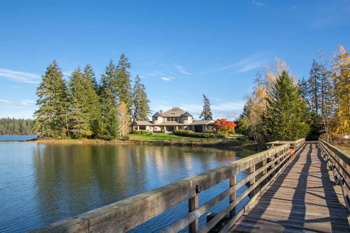 3a Bridge Main House.jpg