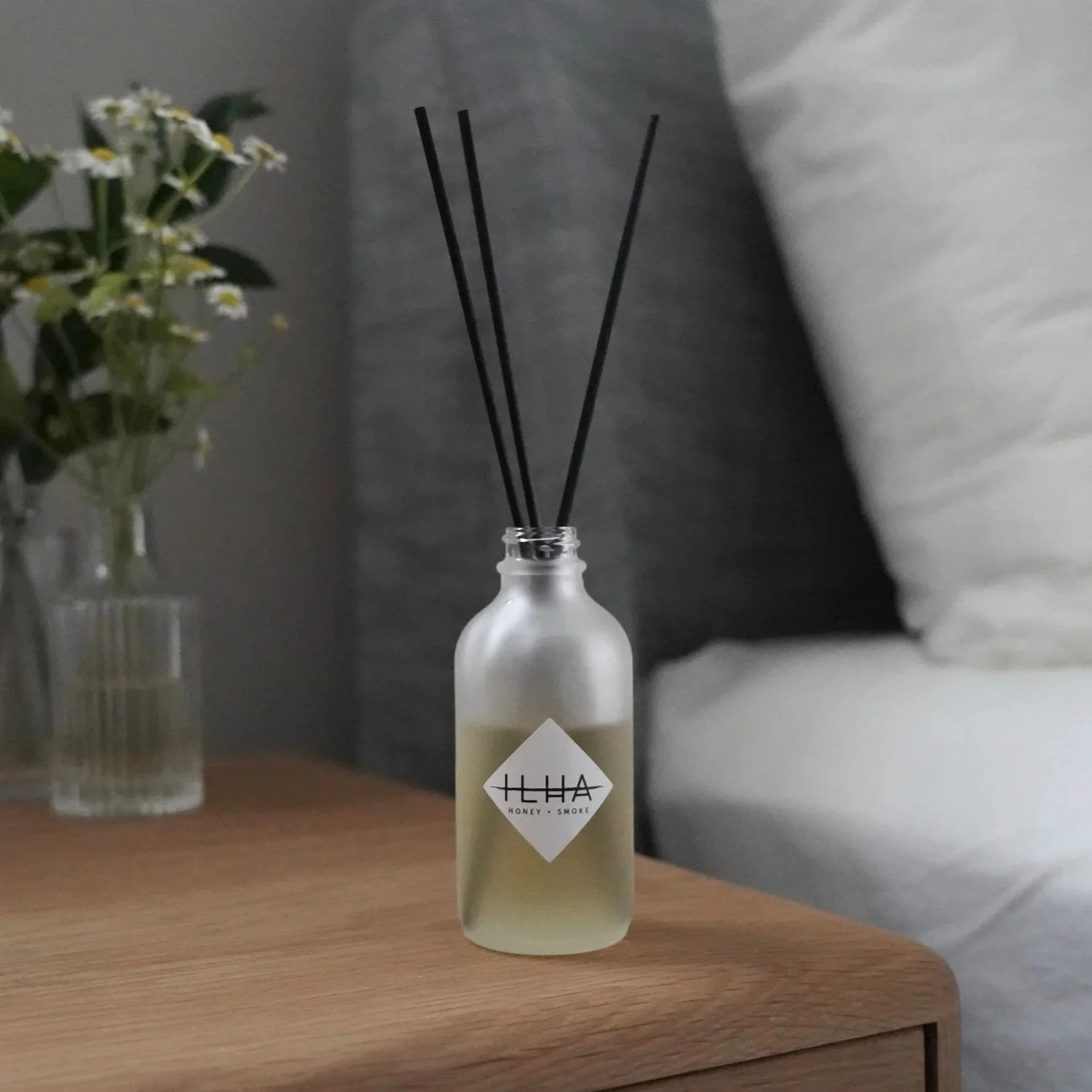 HoneySmoke_Diffuser_3.jpg (Copy)