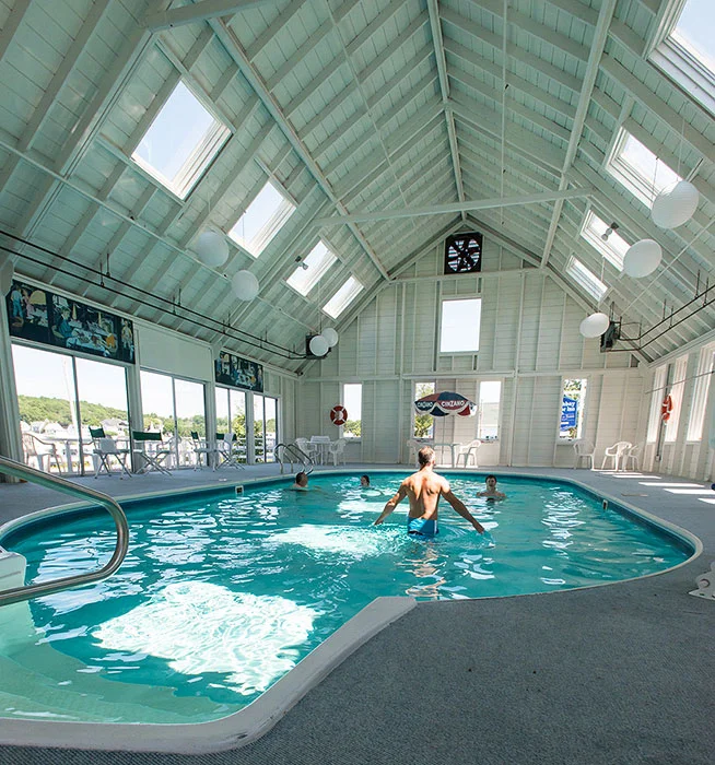 rocktide-inn-pool.jpg