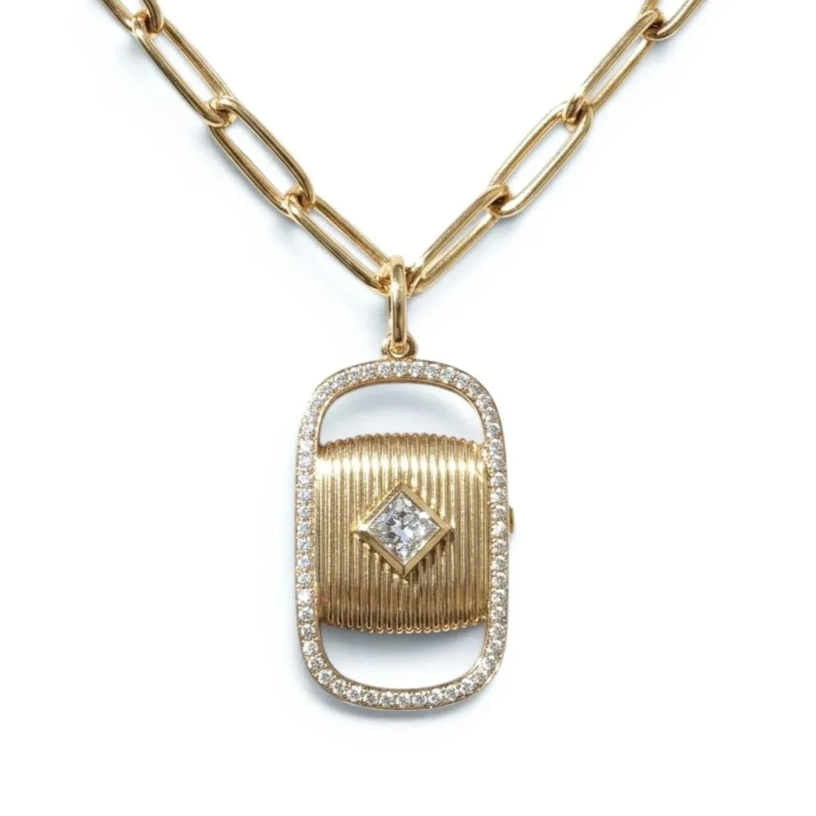 Reflections MEGA LOCKET with square diamond solitaire center 18 K yellow gold