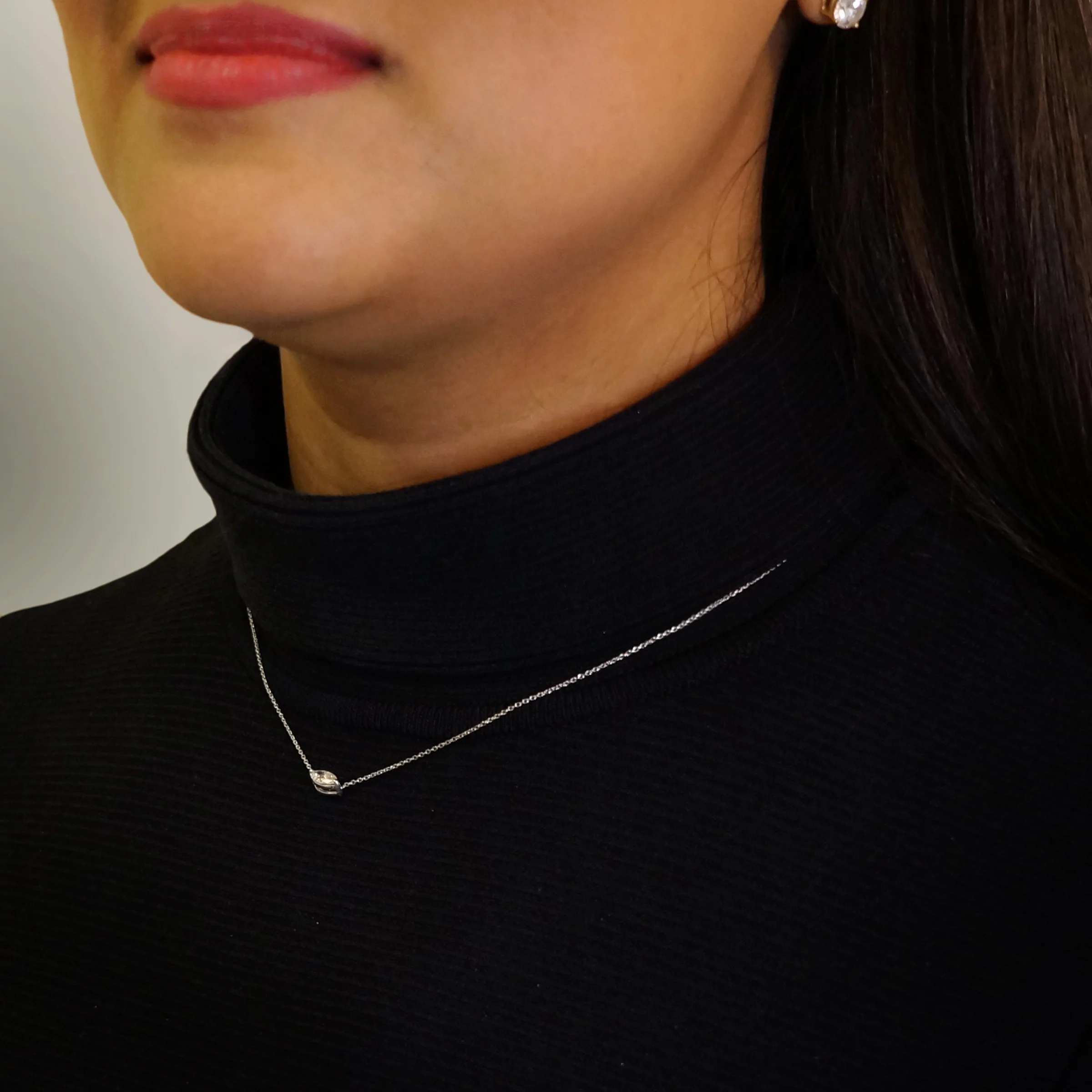Marquise diamond pendant necklace2.jpg