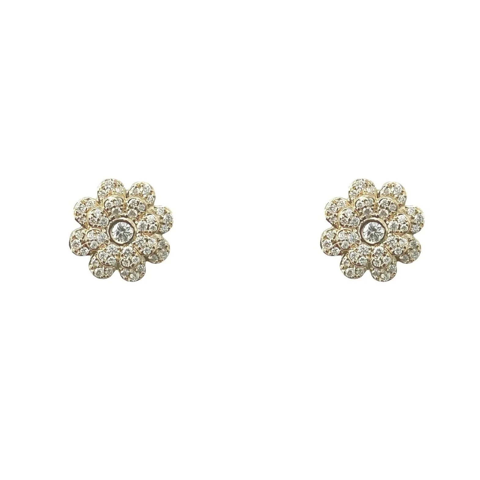 Memento All Diamond Flower Stud Earring in Yellow Gold