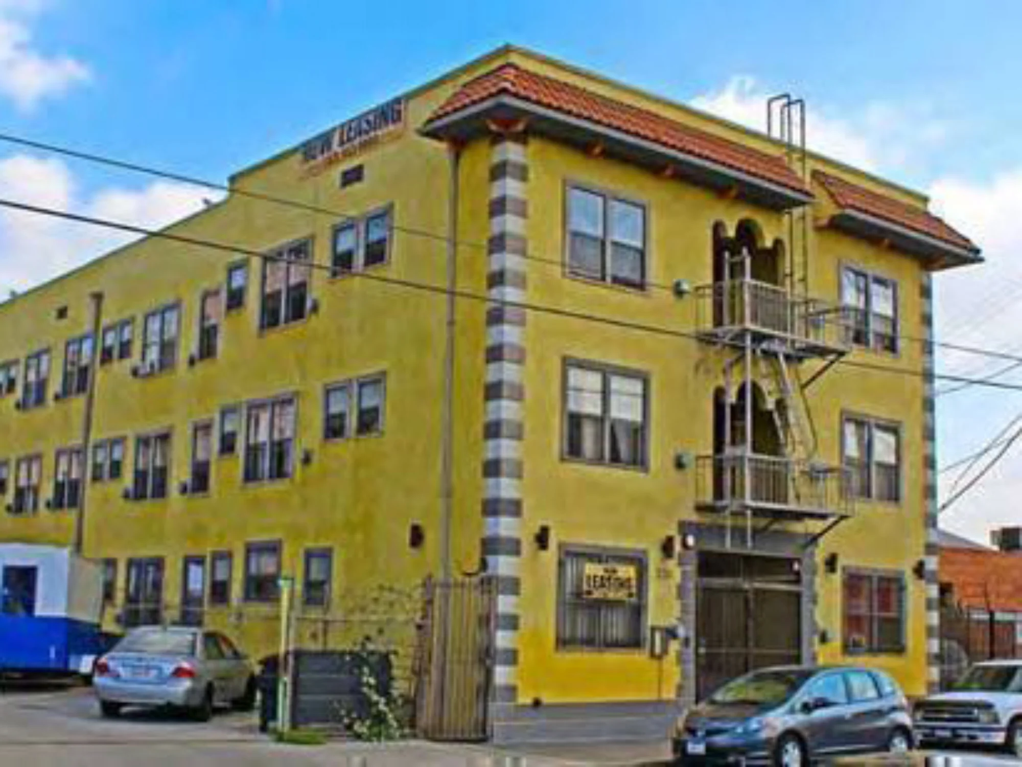 27th Street Apartments