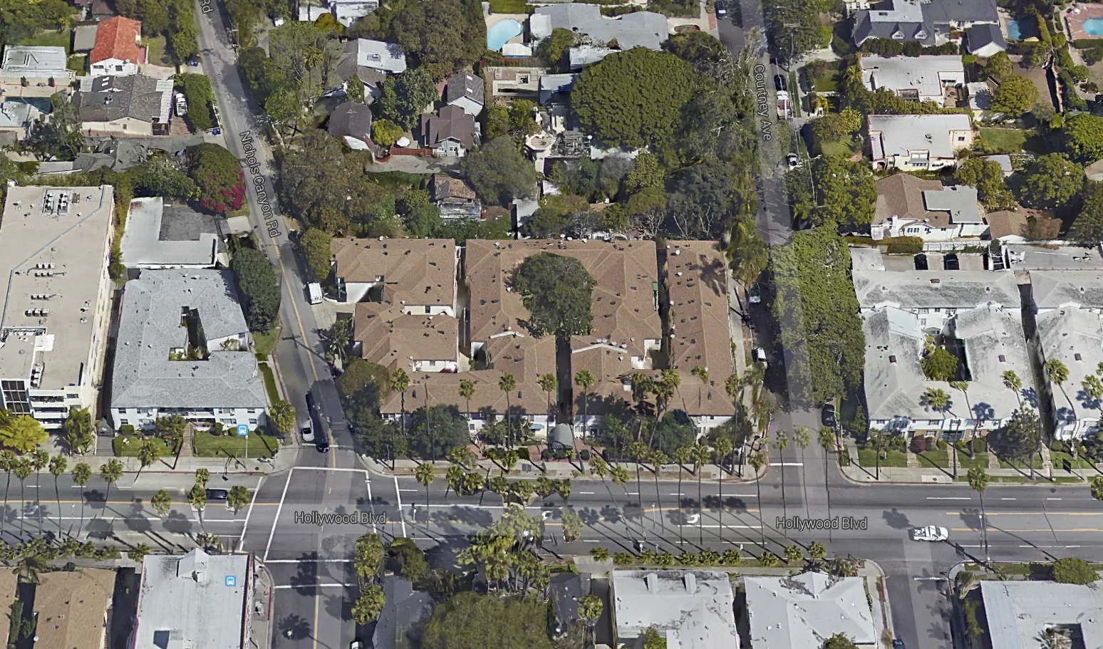 The Hollywood Continental