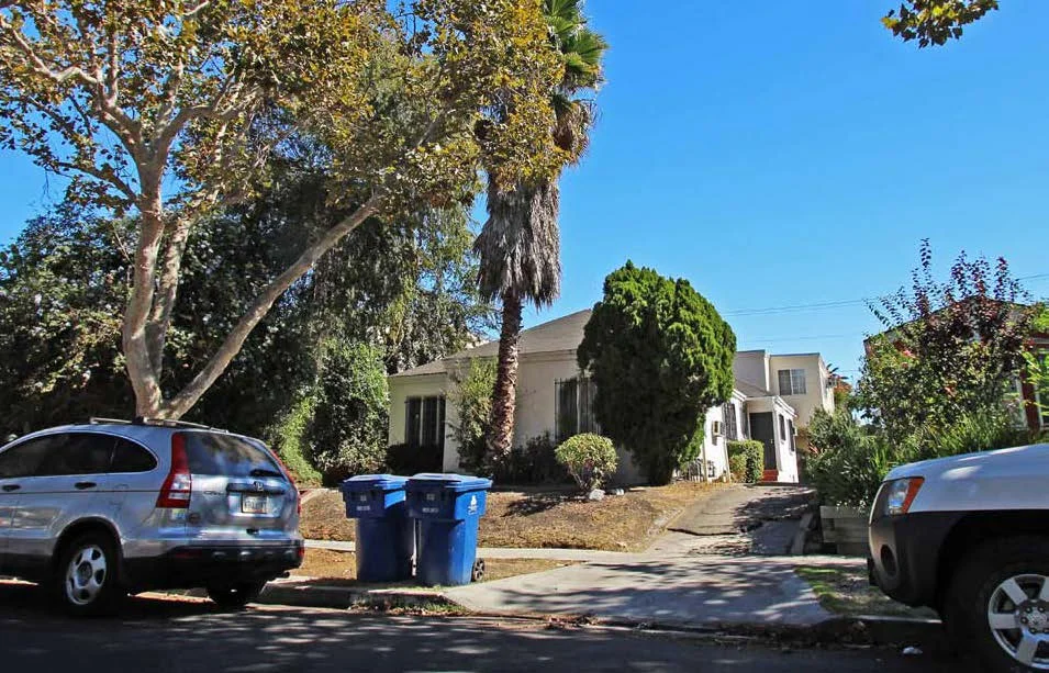 826 N Formosa Ave Apartments 