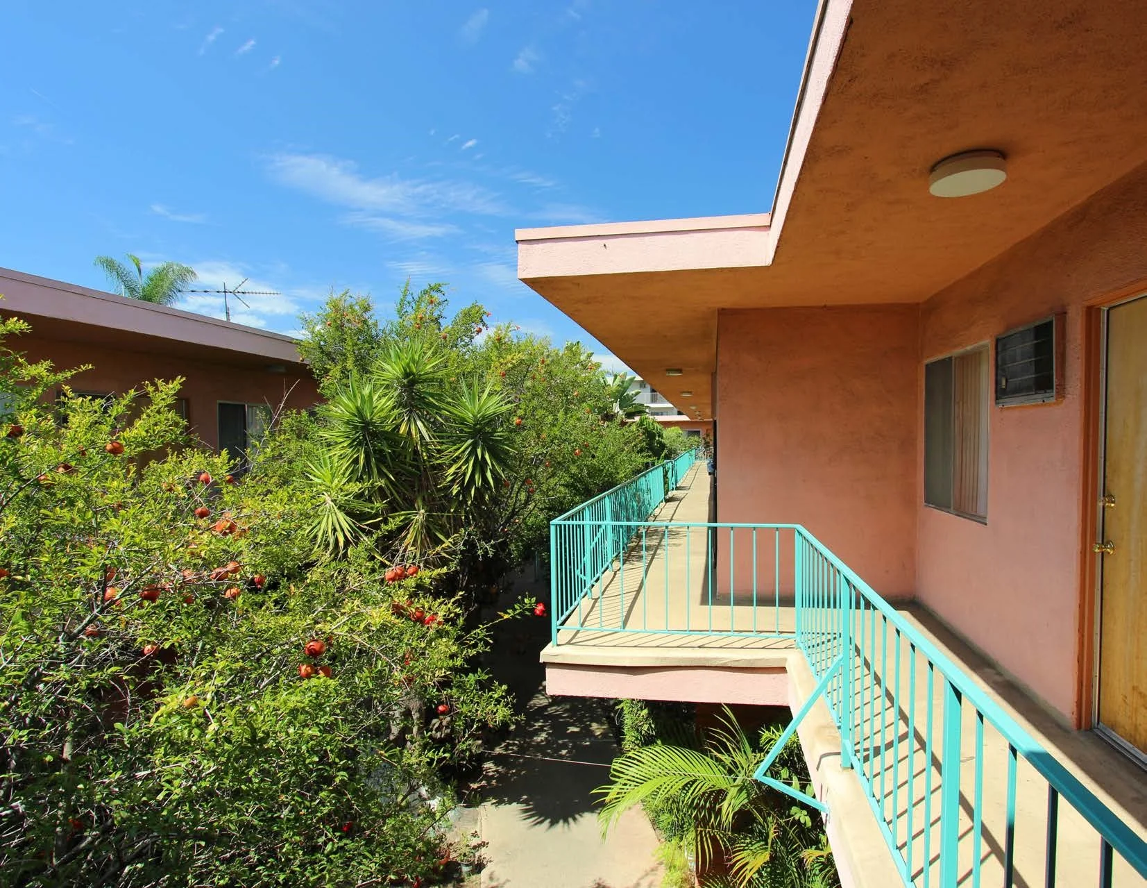 Fountain Avenue Apartments