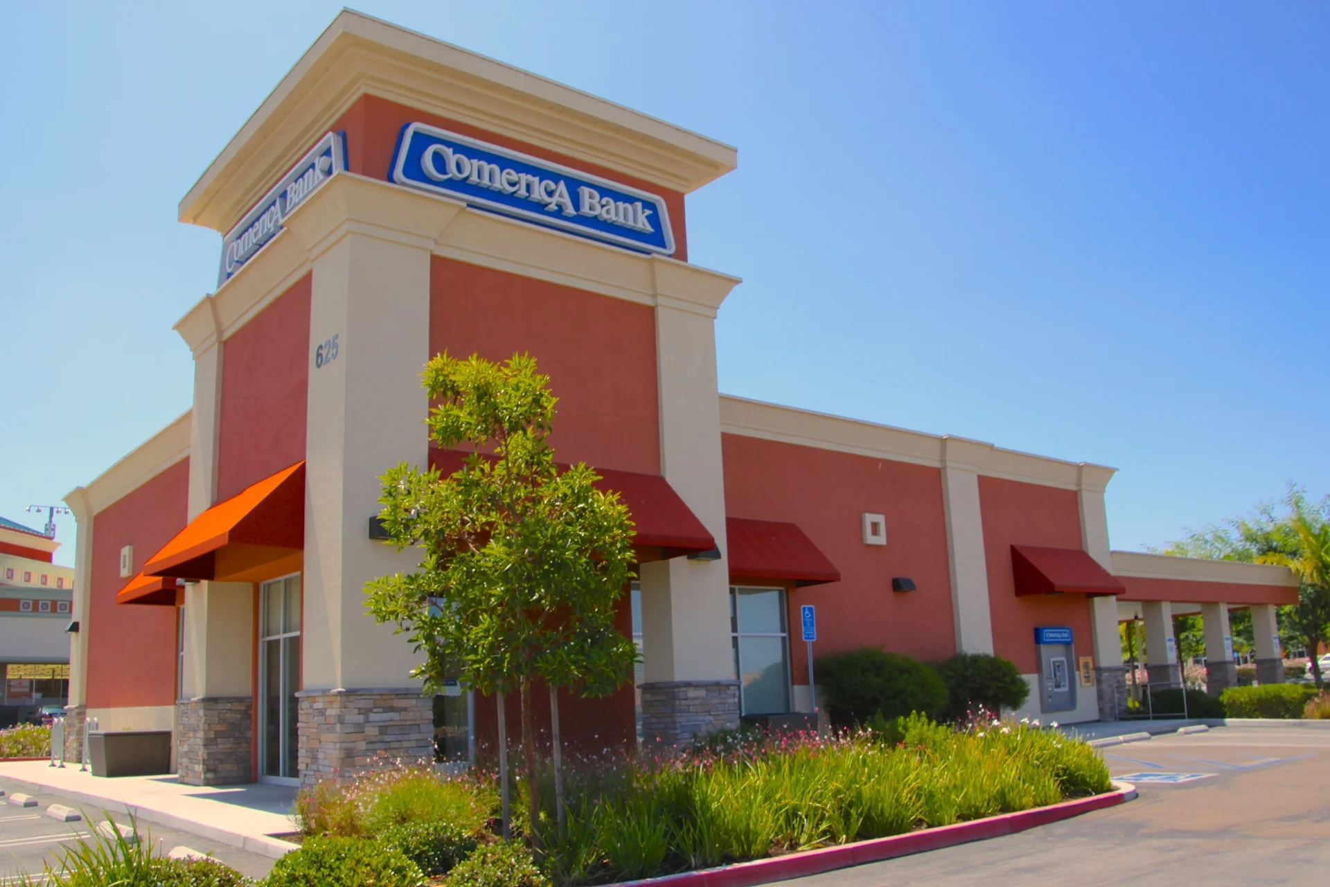 Comerica Bank | Vista, CA