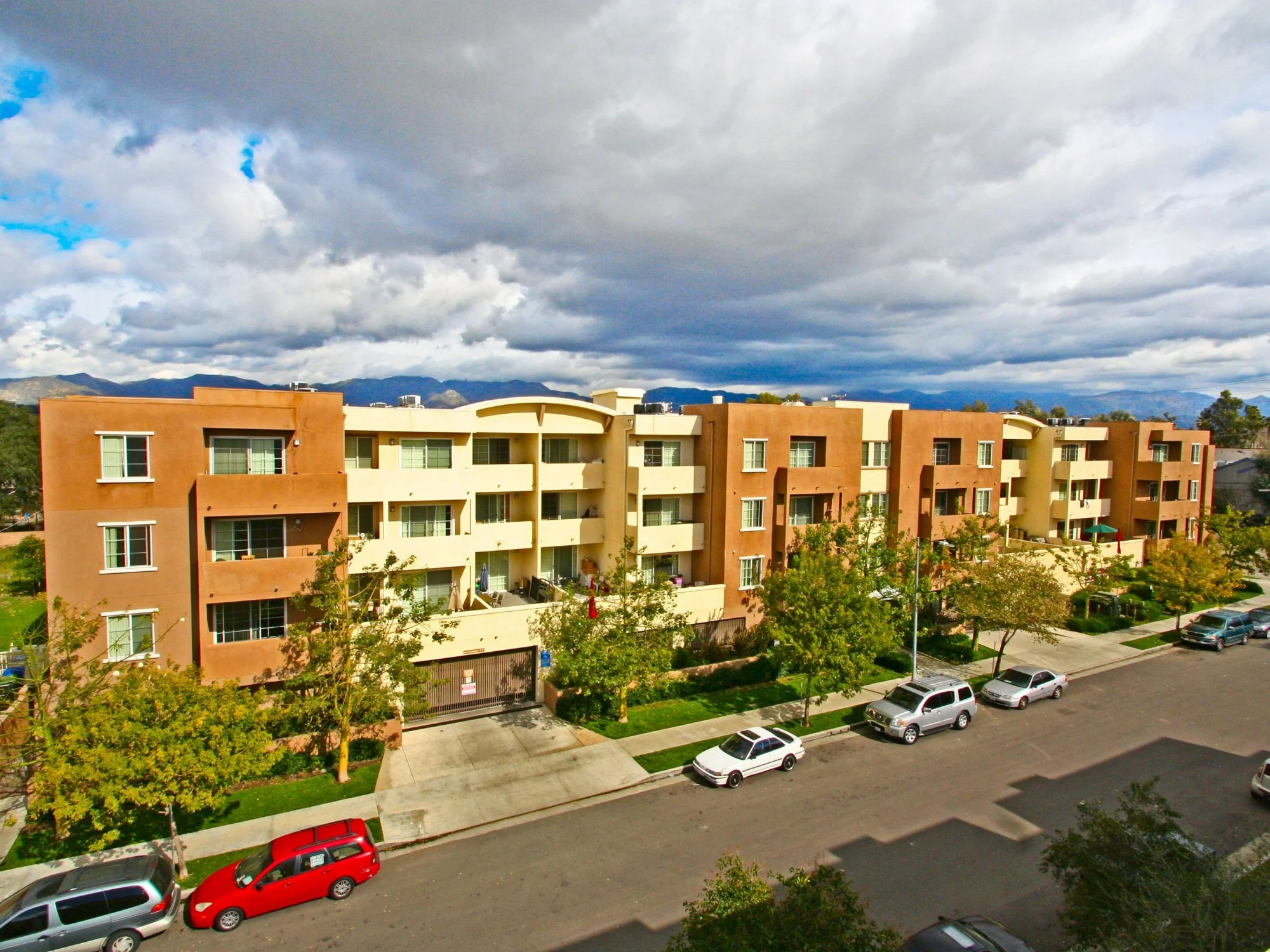 80-Res Community in Northeast San Fernando Valley Sells for $16 Mil