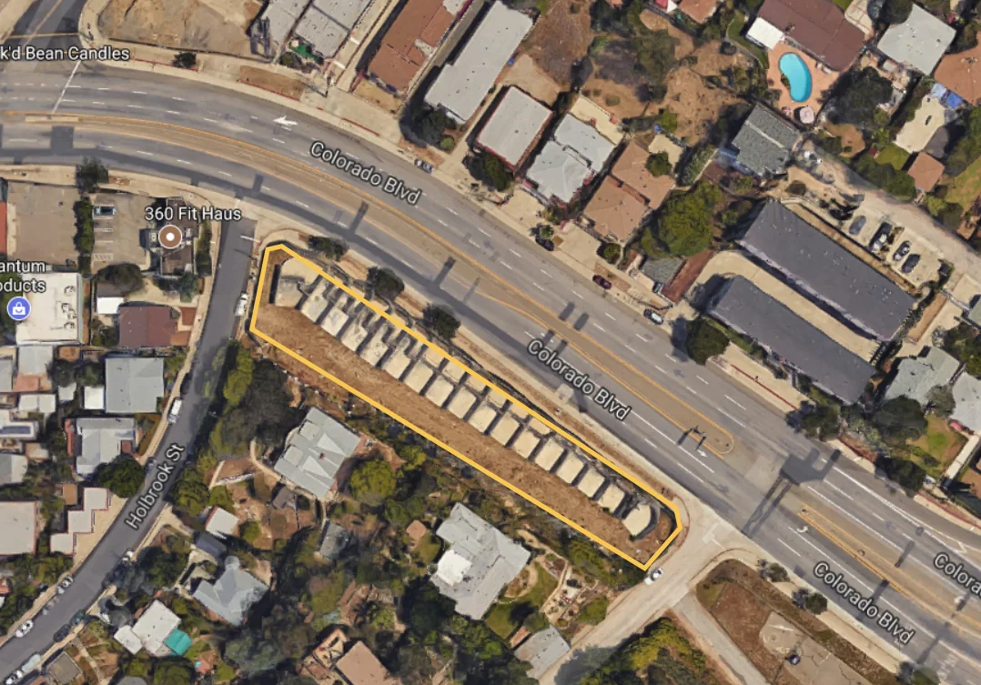 1332 W. Colorado Blvd