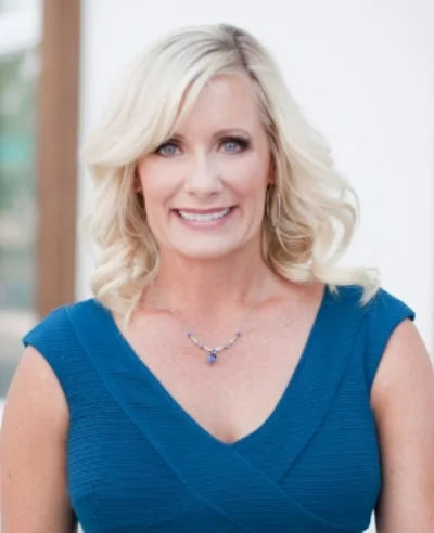 Suzie 2017 Color.jpg