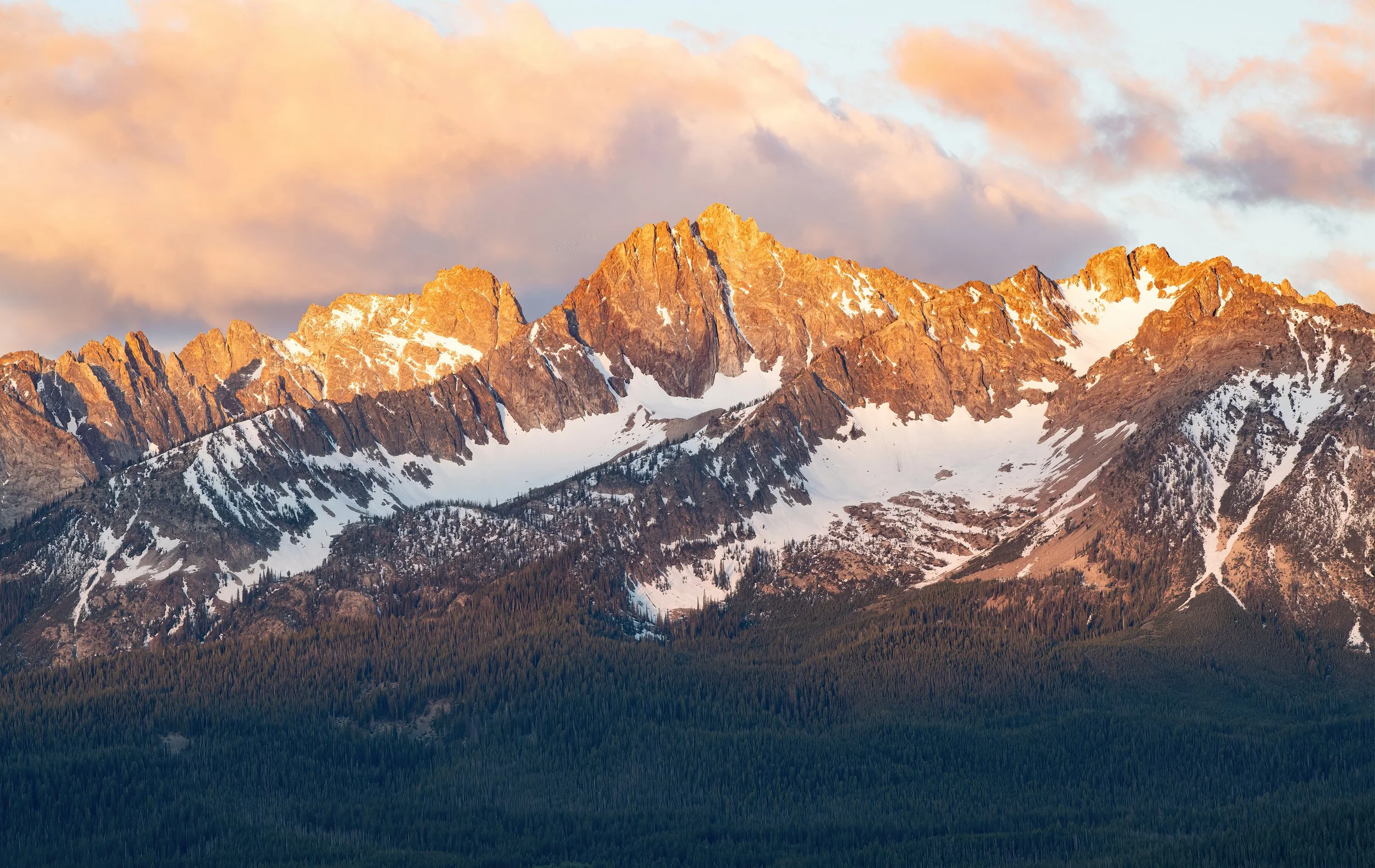 UI 1926 Sawtooth Range dawn-sharpen-Focus.jpg